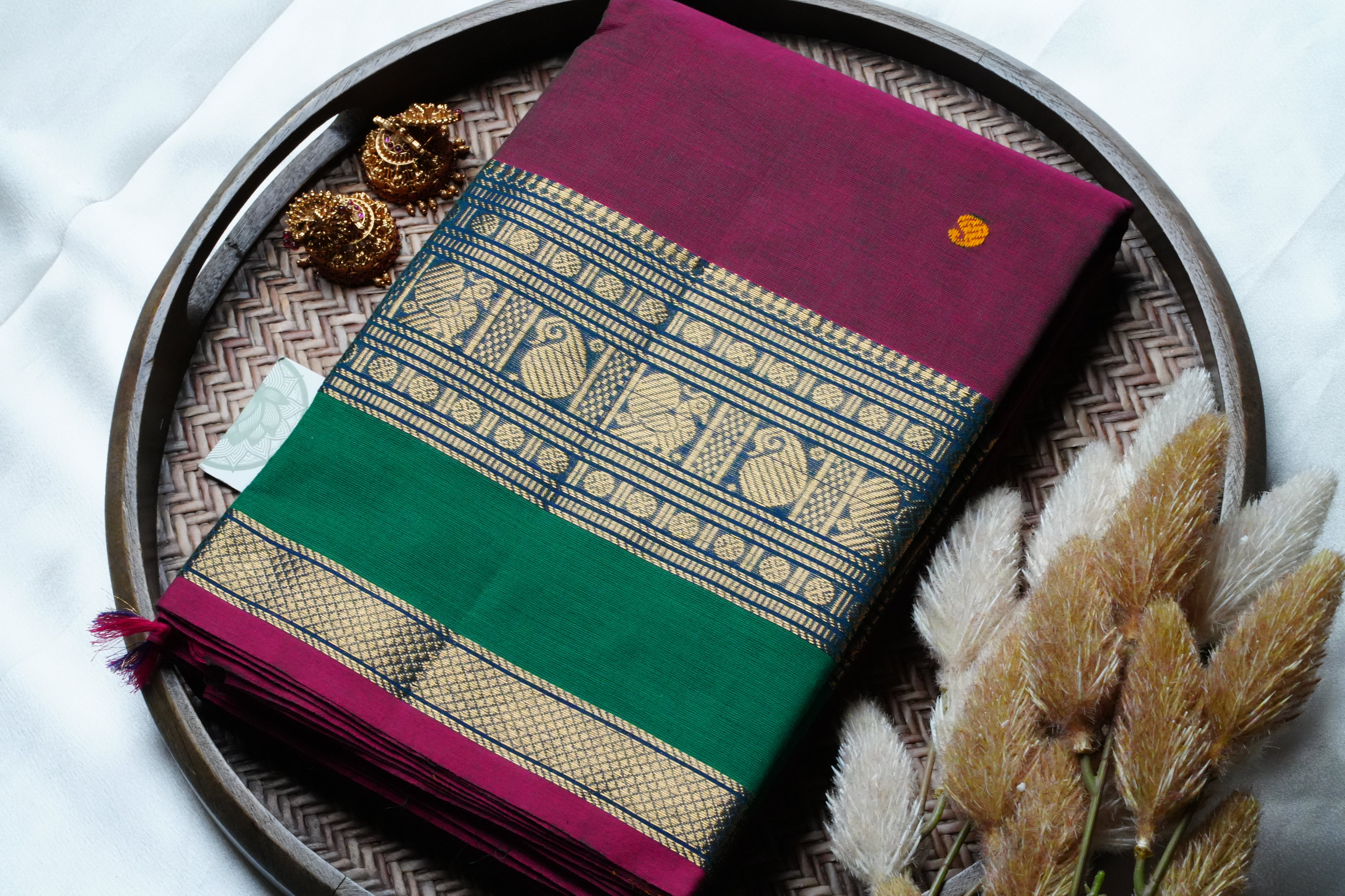 Regal Heritage: Deep Magenta Handloom Kanchi Cotton Saree