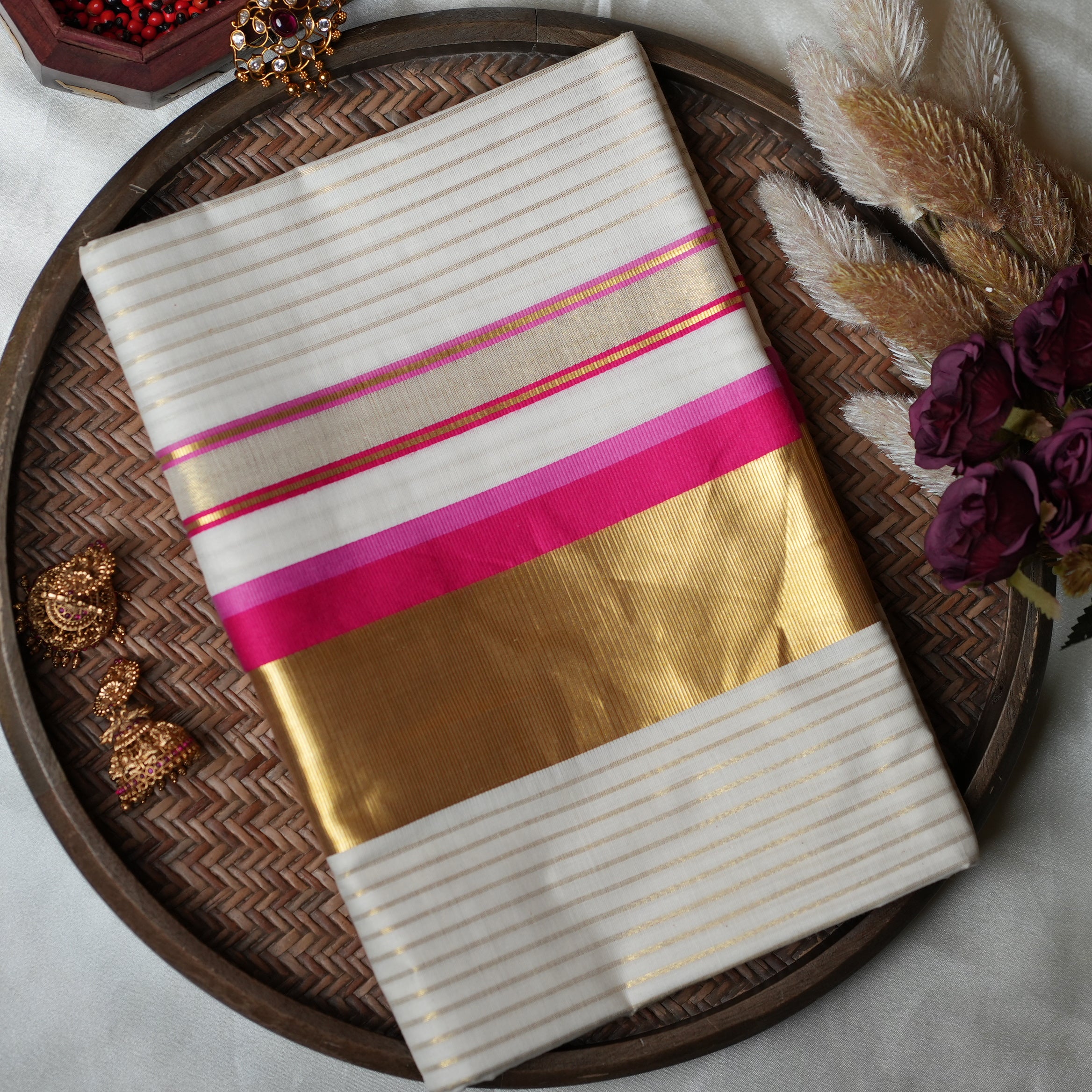 🌸 Golden Zari Stripes & Candy Pink: Premium Cotton Kerala Saree ✨