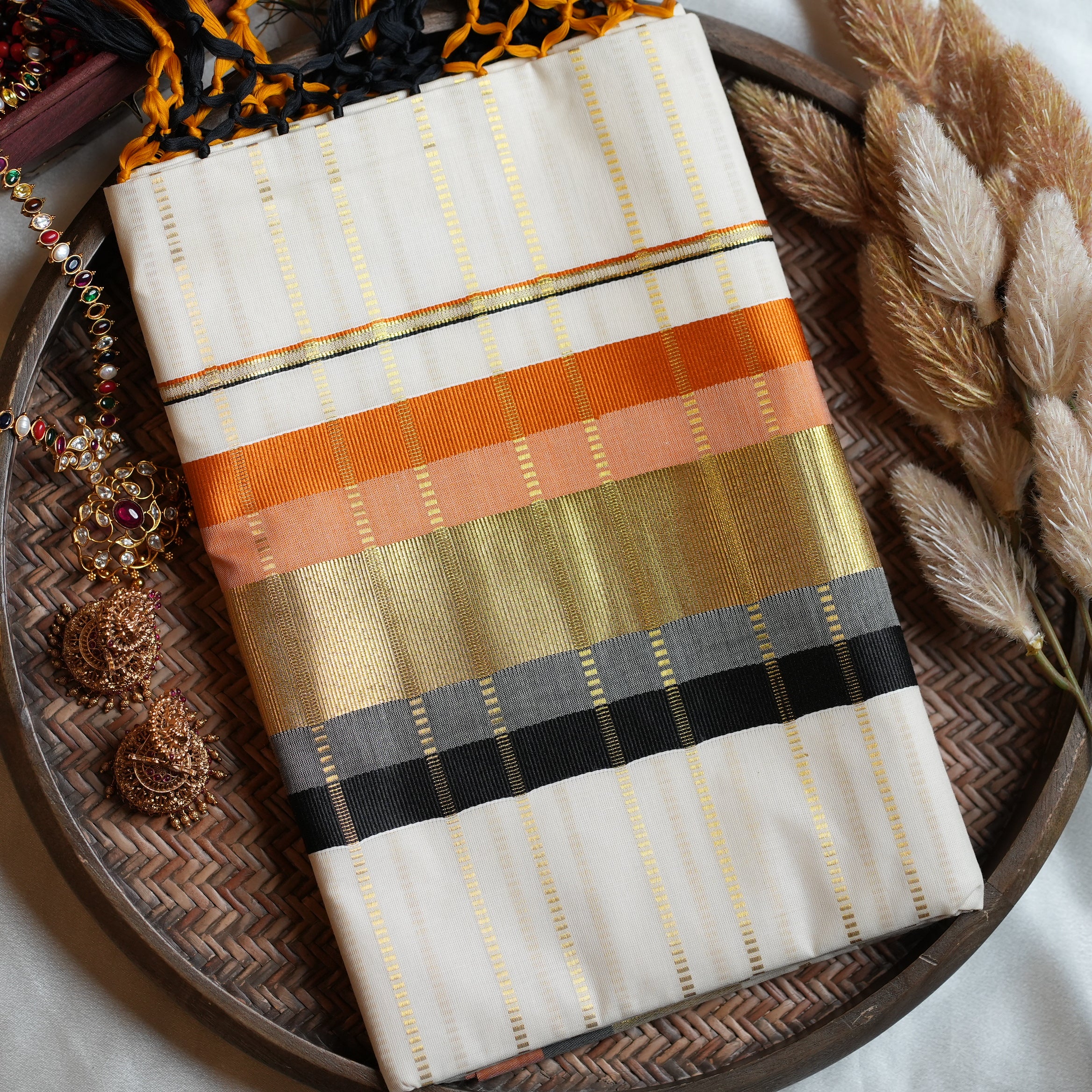 🍊 Multi-Color Contrast & Golden Checkered Zari: Premium Cotton Kerala Saree 🖤