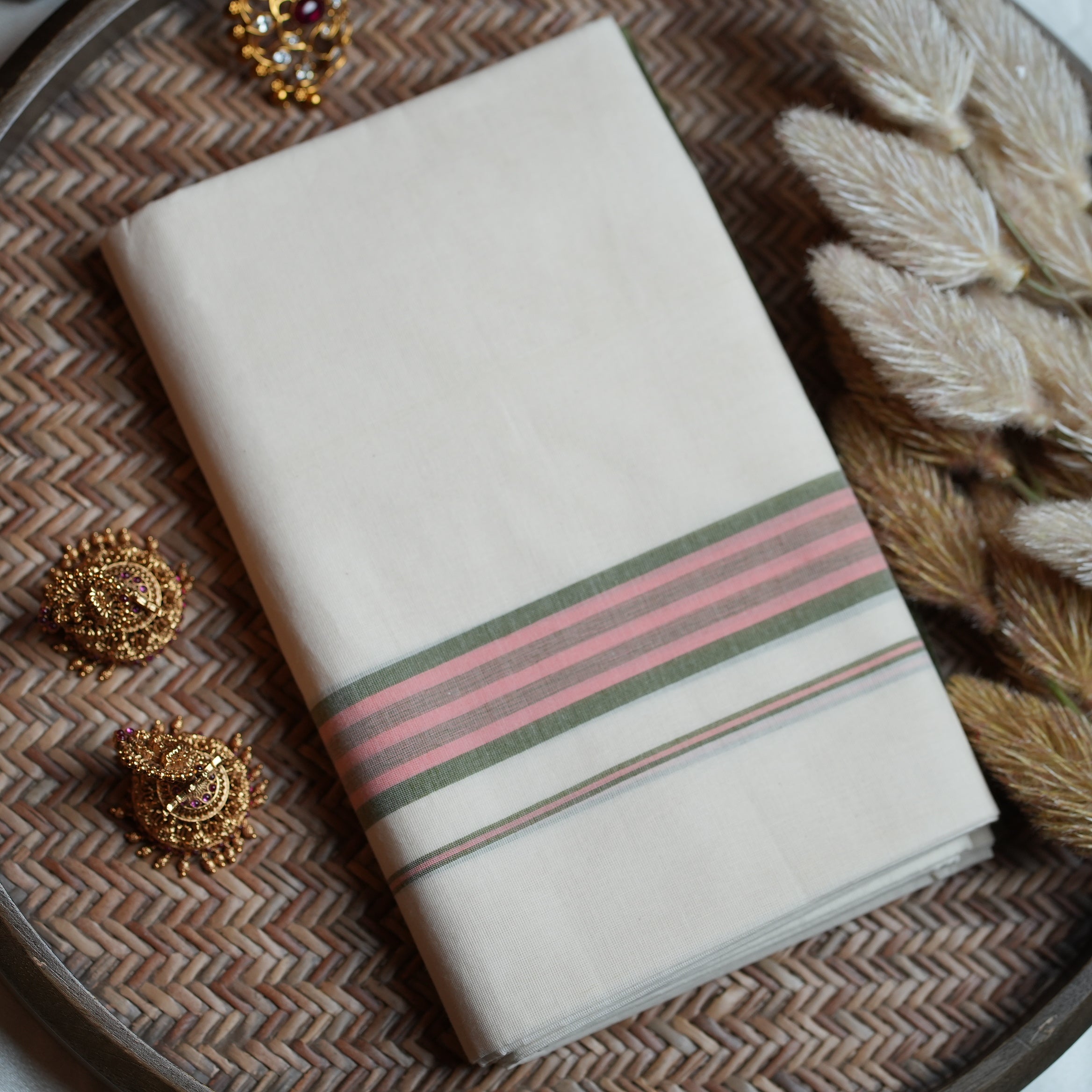 ๐ธ Off-White Kerala Cotton Mulloth Single Set Mundu with Dusty Pink & Olive Green Striped Borders โจ๐พ