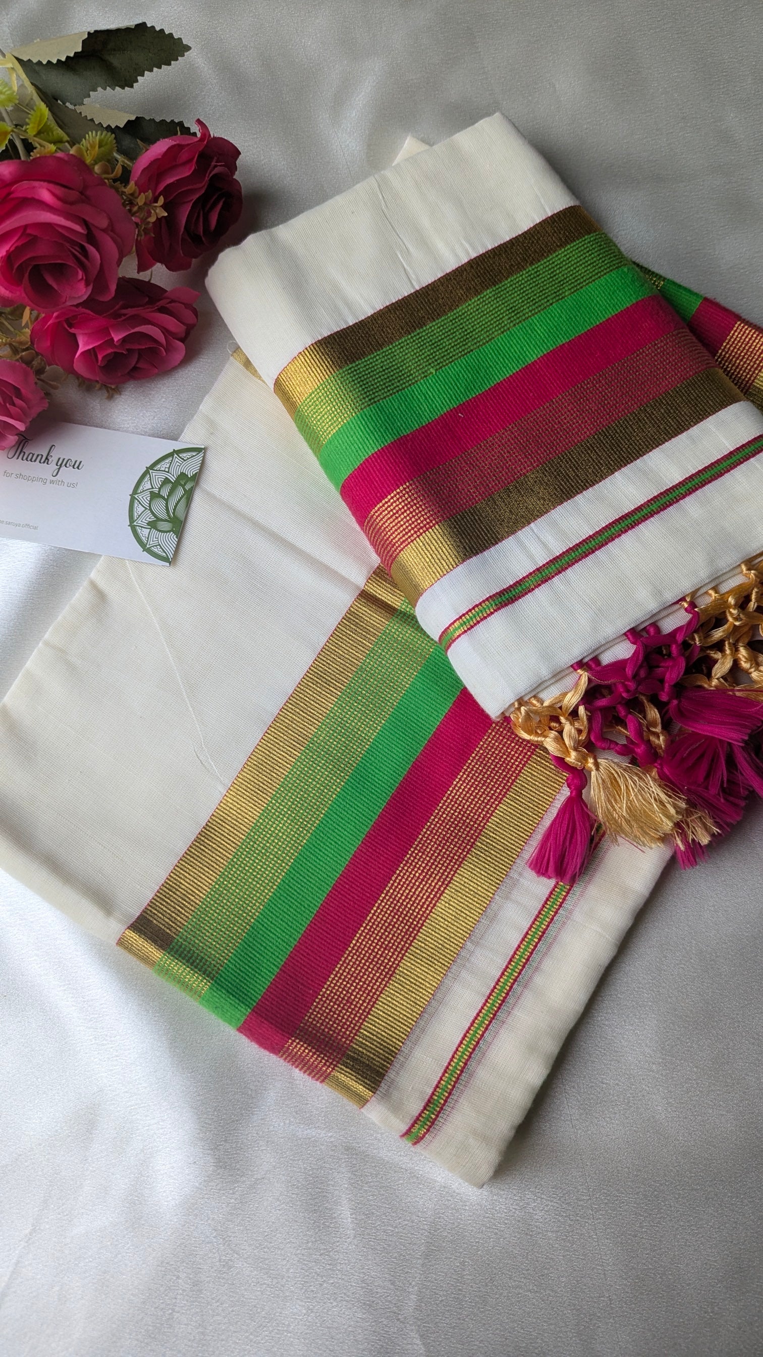 Single Set Mundu in Green & Maroon