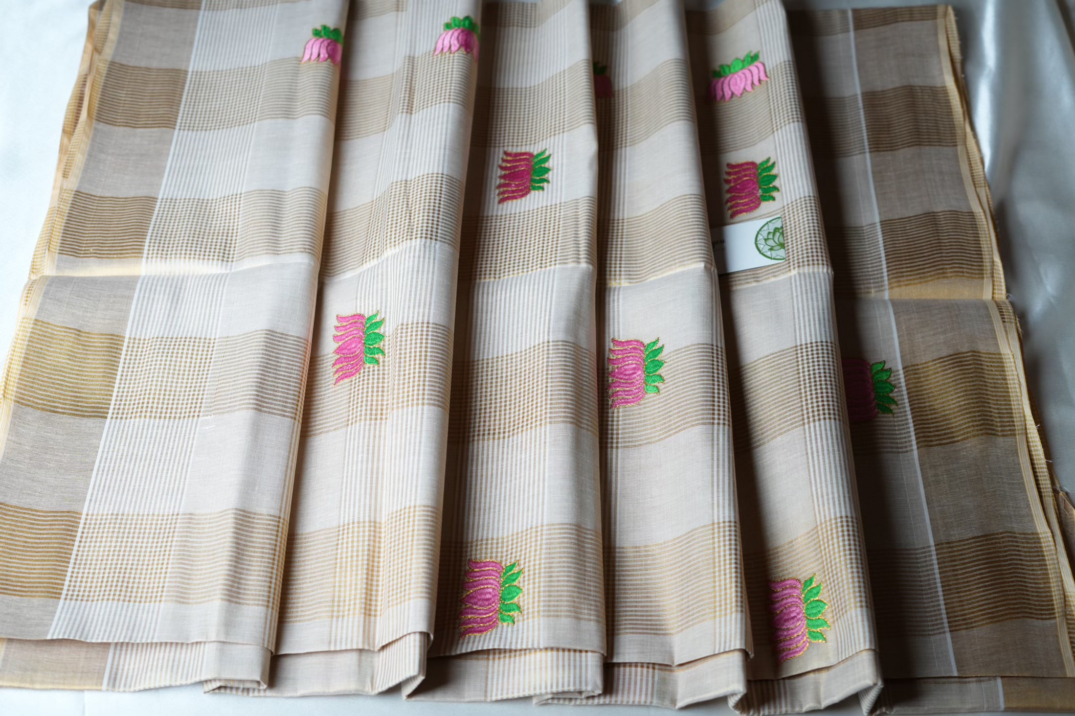 Kerala Kasavu Saree with Exquisite Lotus Embroidery