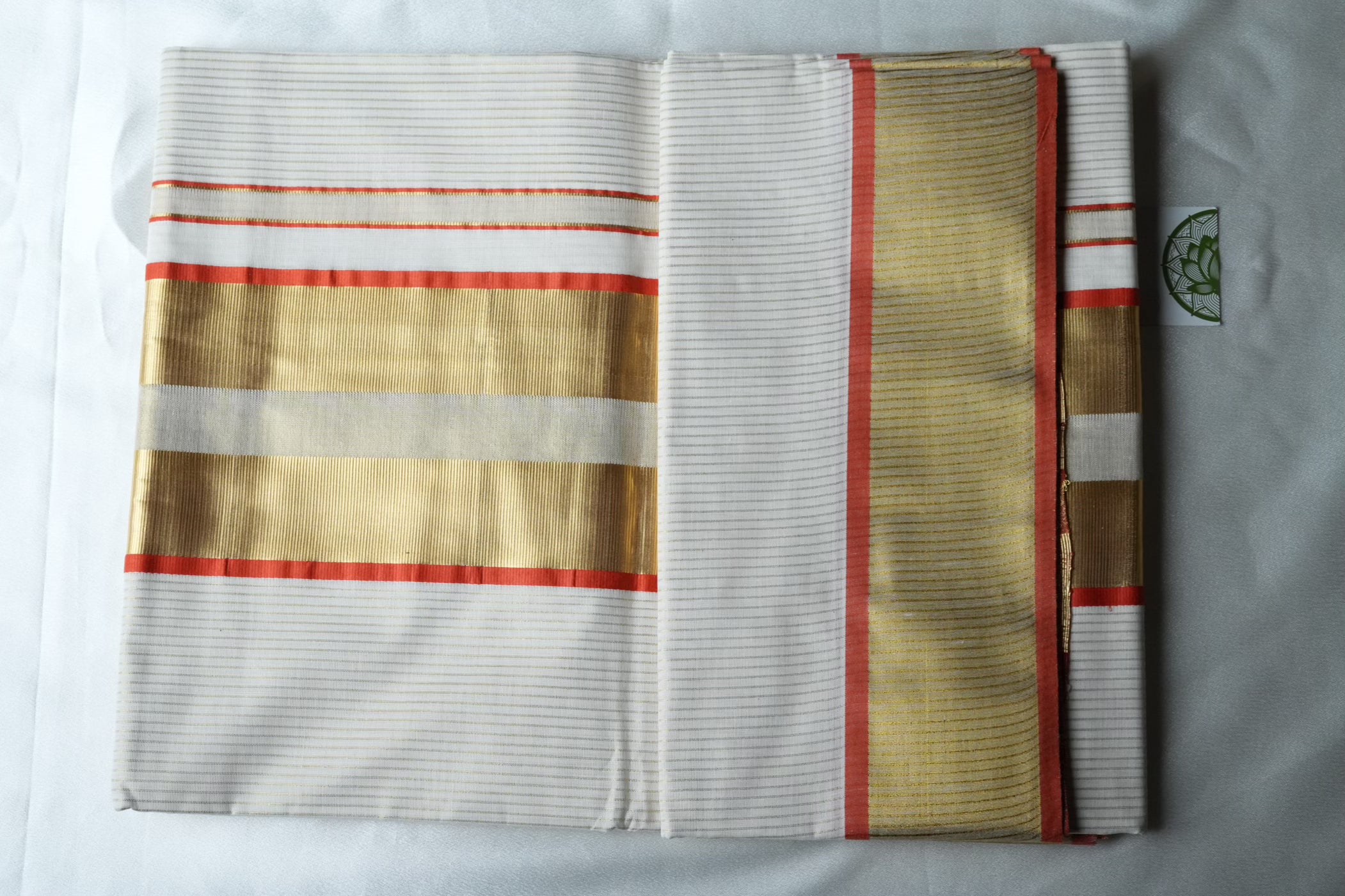 Traditional Gold & Vibrant Accent Handloom Replica Kerala Saree