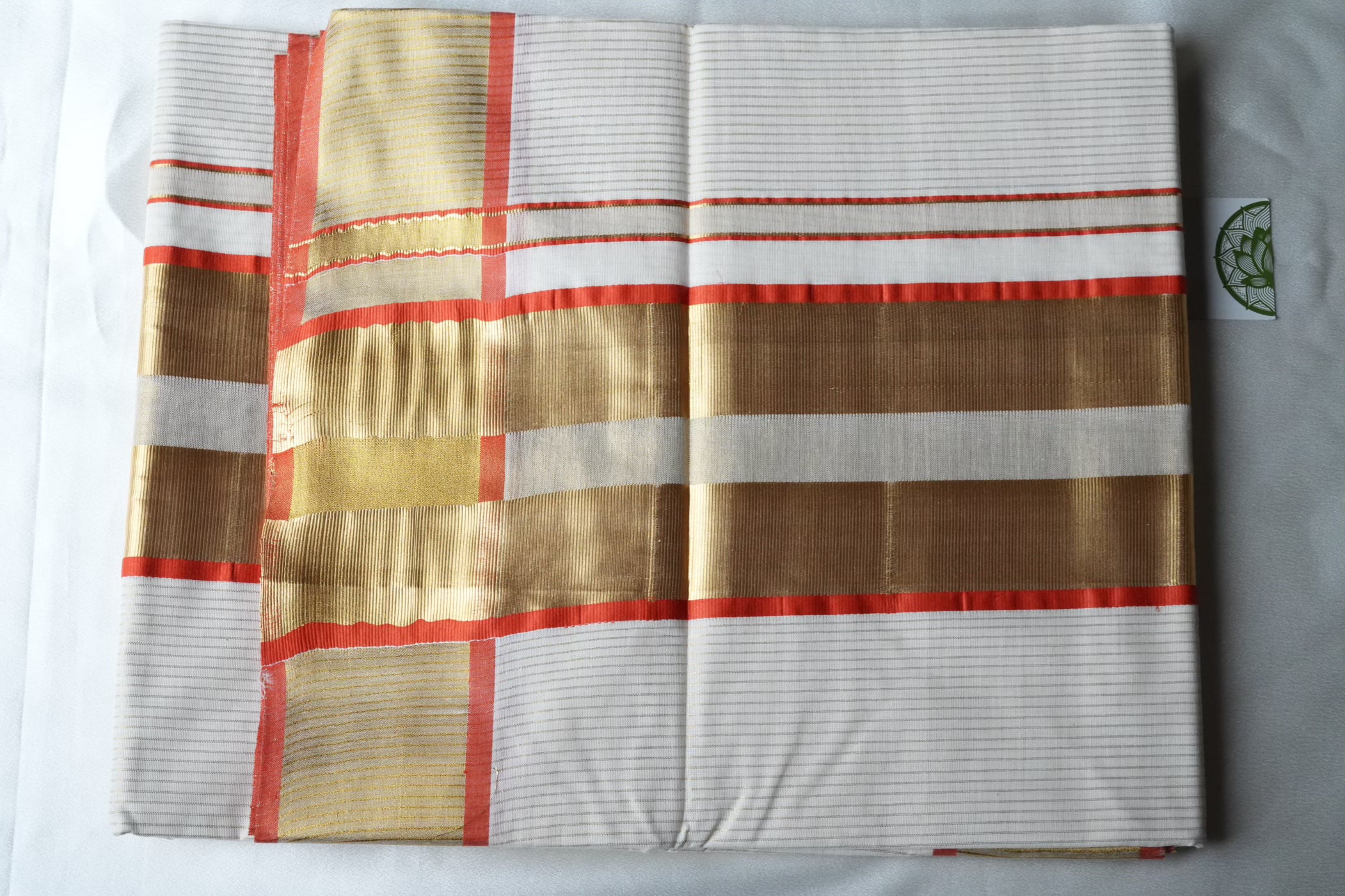 Traditional Gold & Vibrant Accent Handloom Replica Kerala Saree