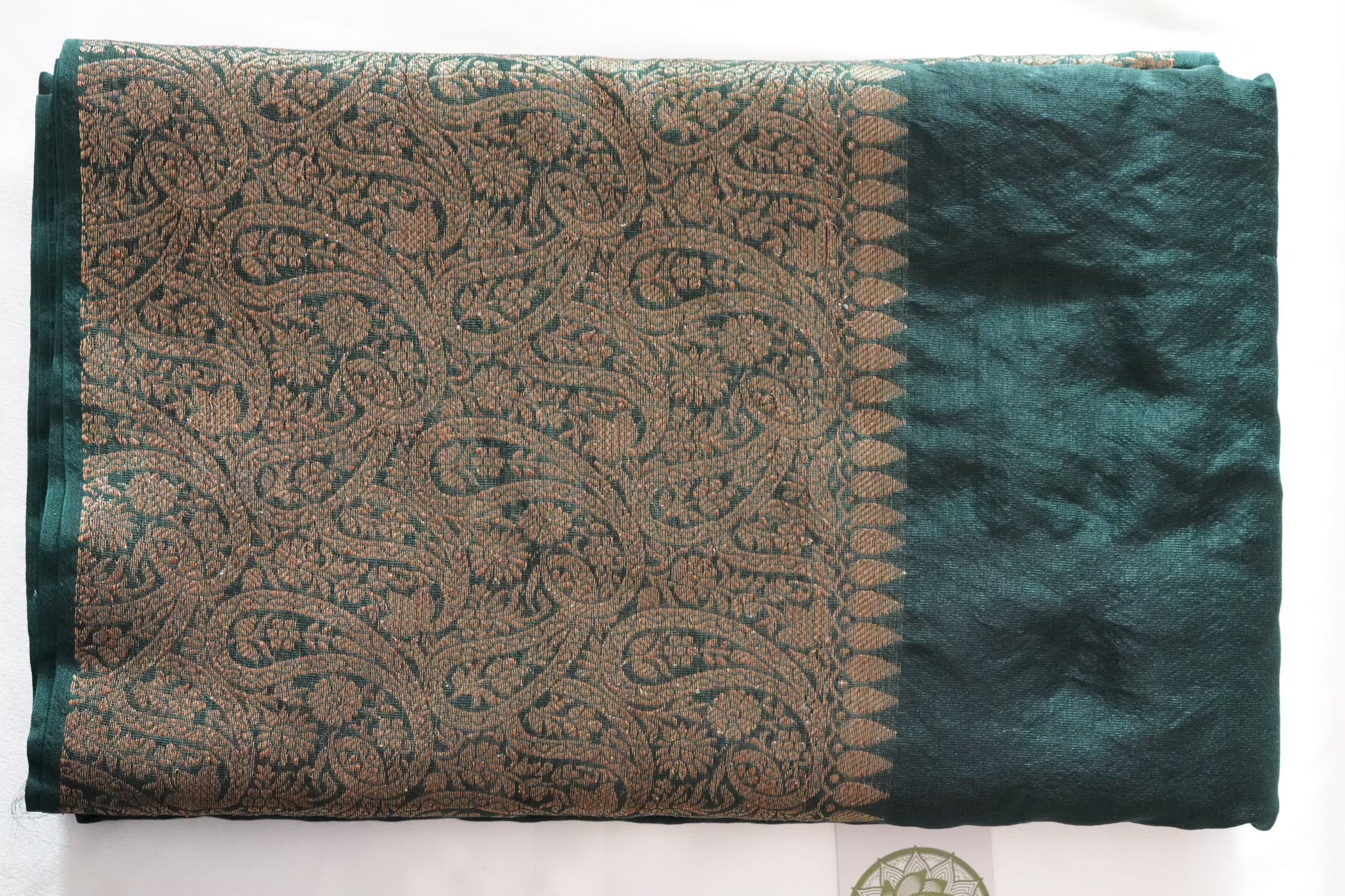 Emerald Green Banarasi Georgette Saree with Ornate Gold Zari Paisley Pallu