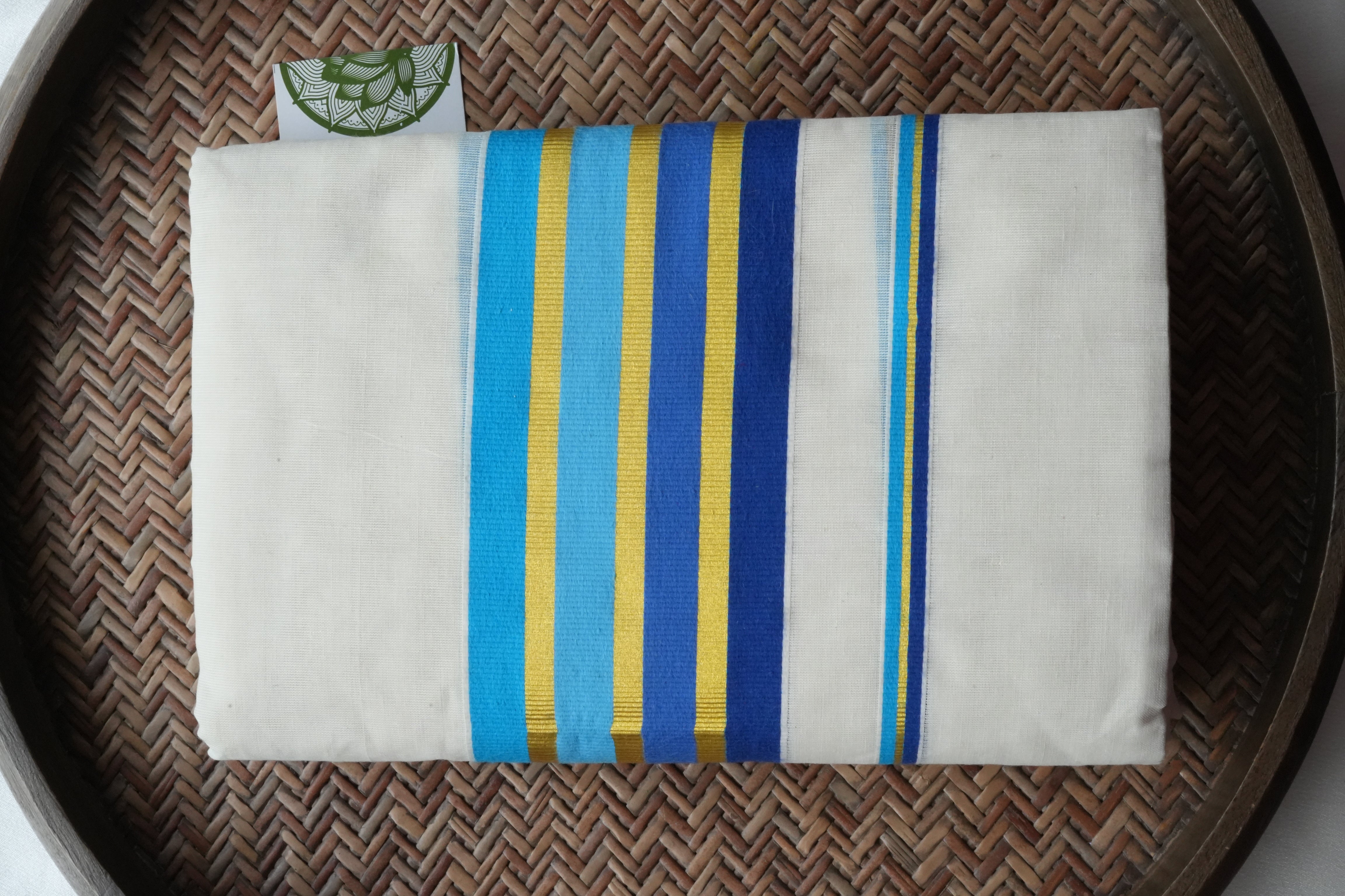 Vibrant Azure & Gold Premium Handloom Kerala Single Set Mundu