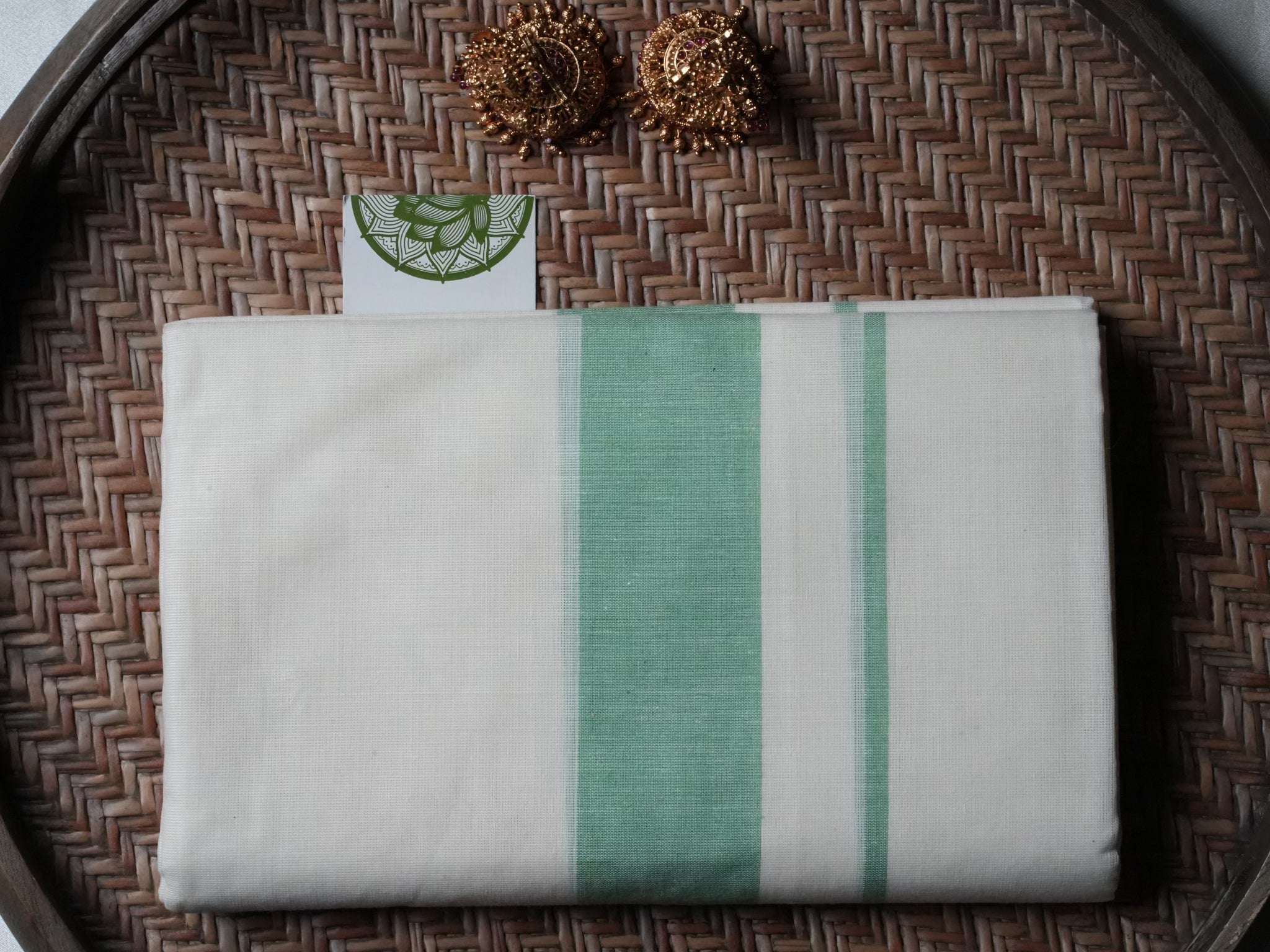 Minimalist Sage Green Mulloth Set Mundu