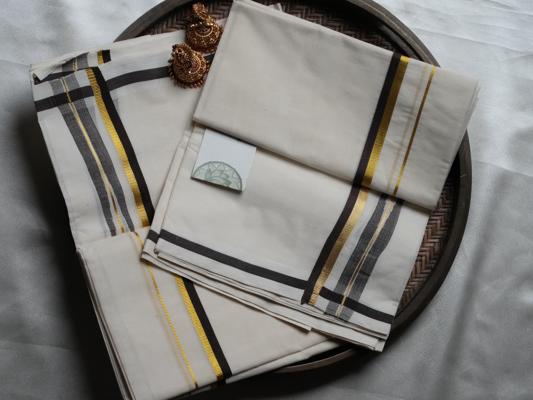 Deep Brown and Gold Kasavu Premium Puliyilakkara Kerala Set Mundu