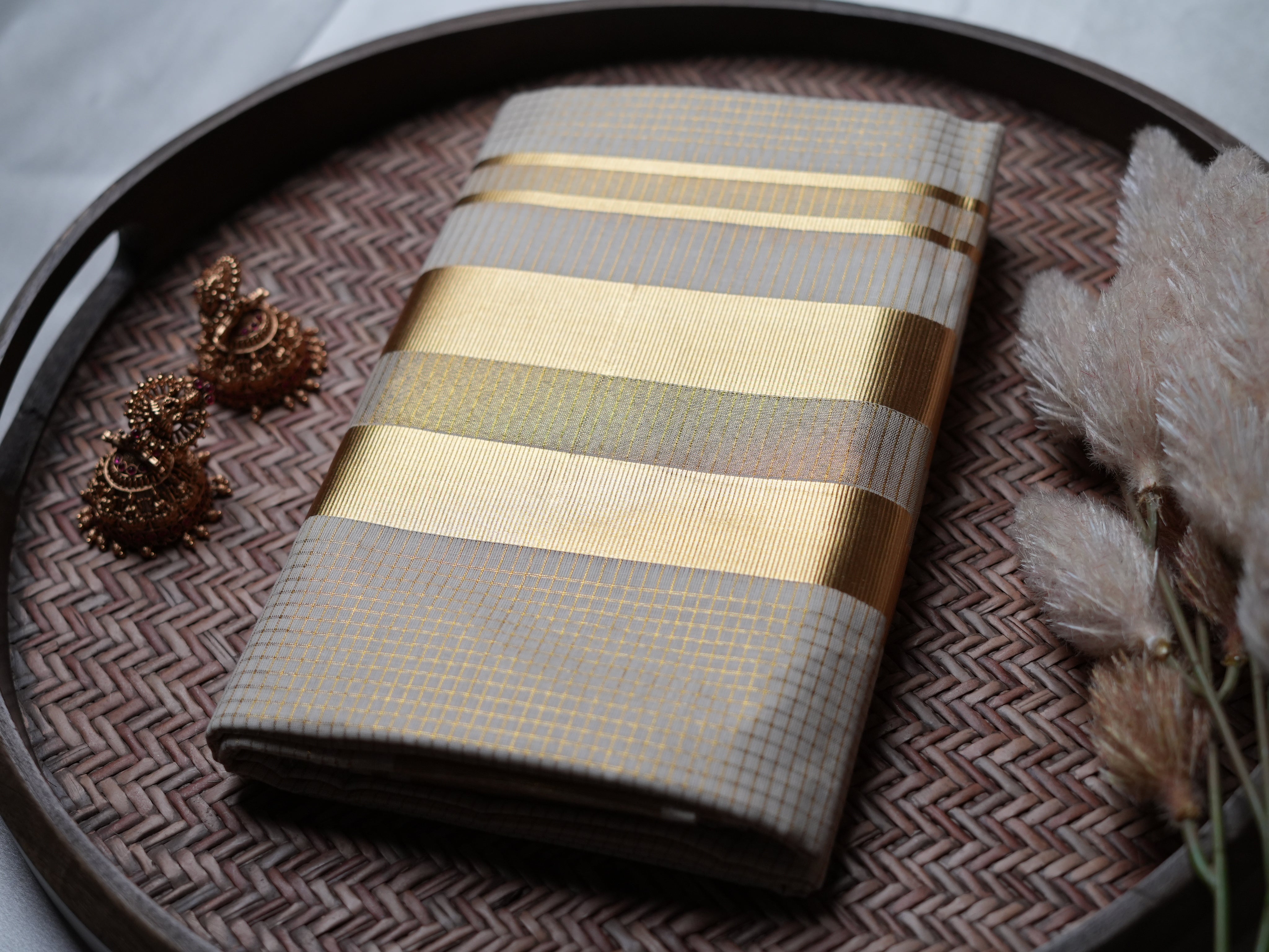 Royal Gold & Ivory Premium Handloom Replica Kerala Set Mundu with microchecks