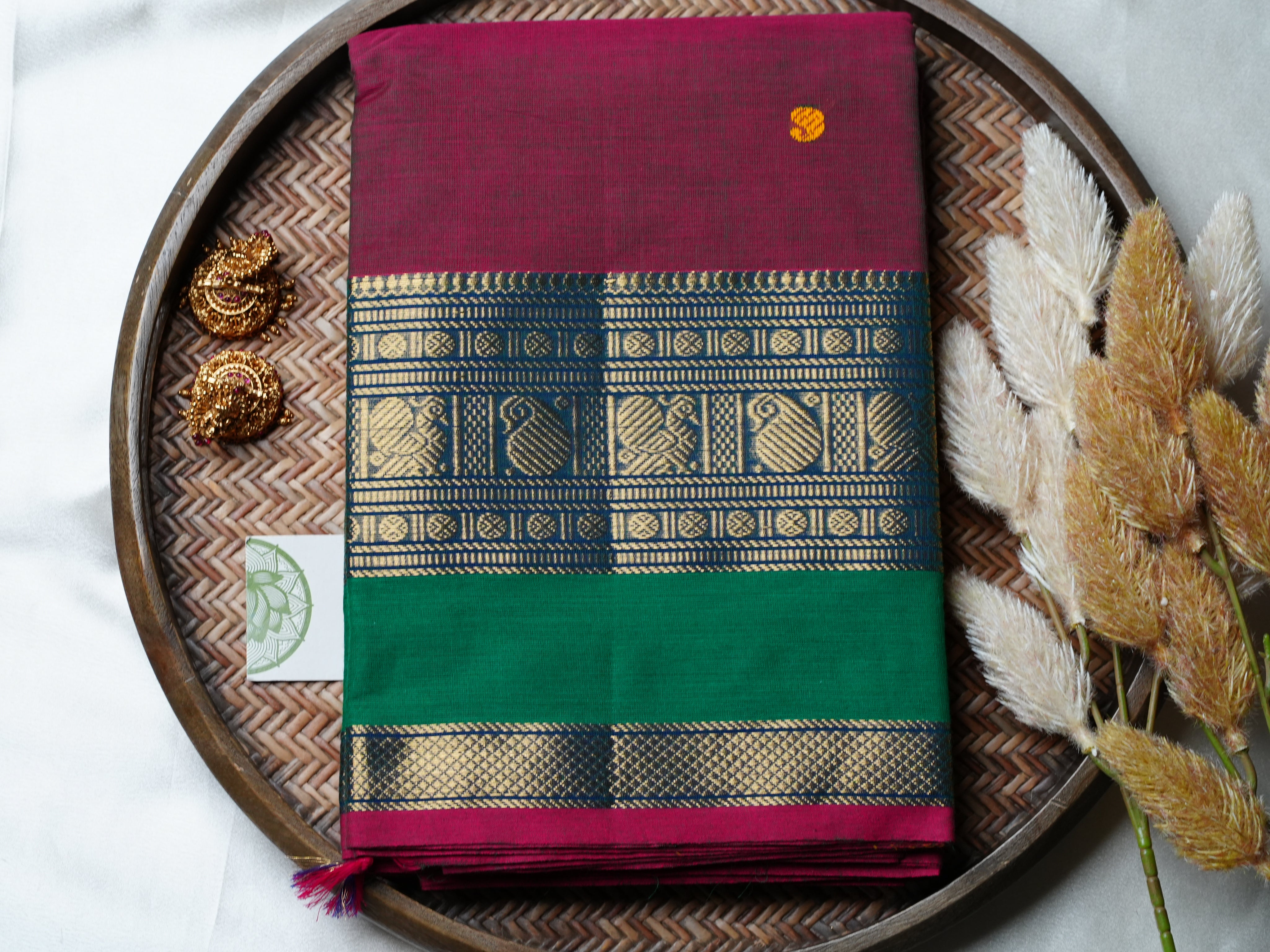 Regal Heritage: Deep Magenta Handloom Kanchi Cotton Saree