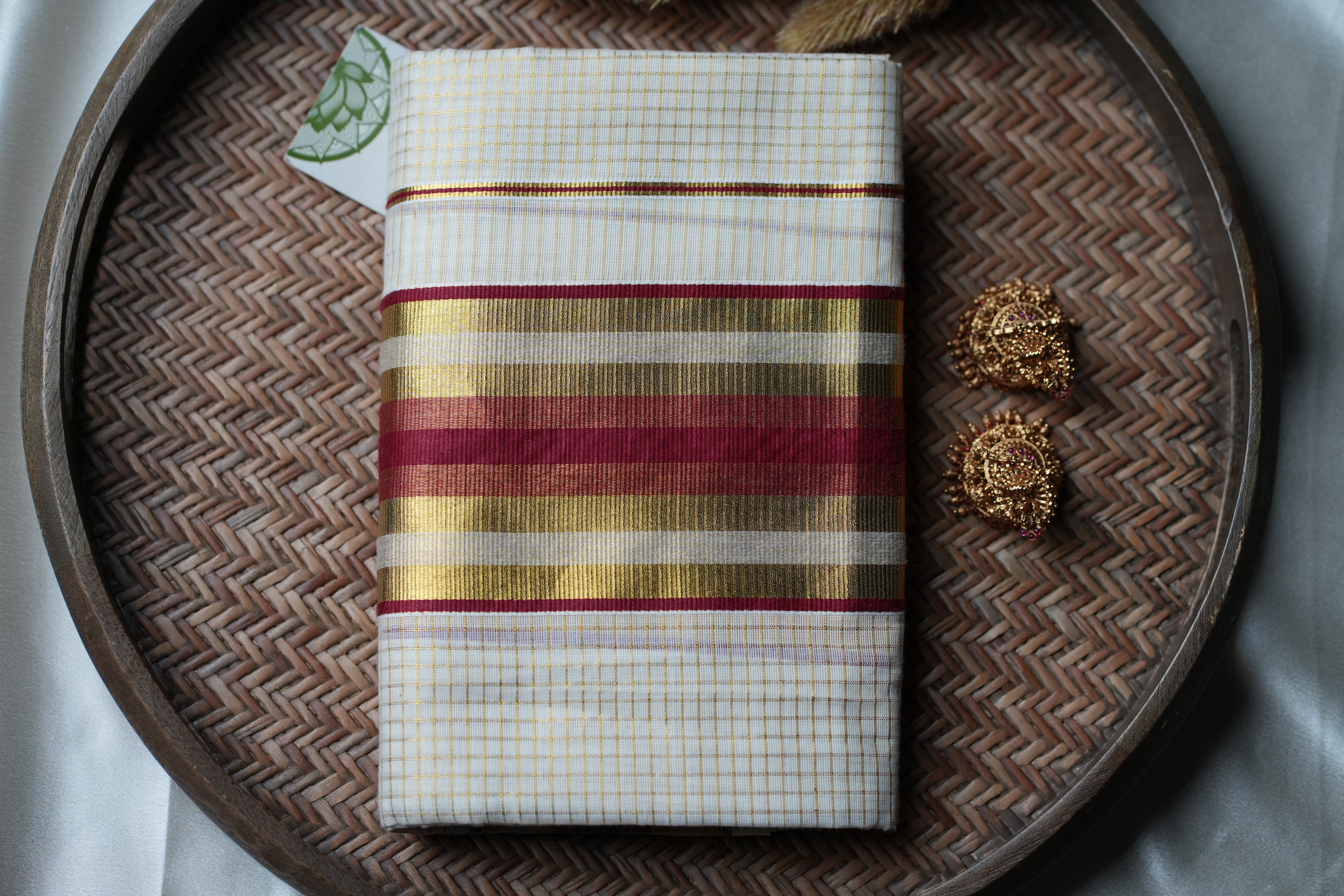 Festive Elegance: Premium Kerala Set Mundu with Gold Checks and Maroon Accents