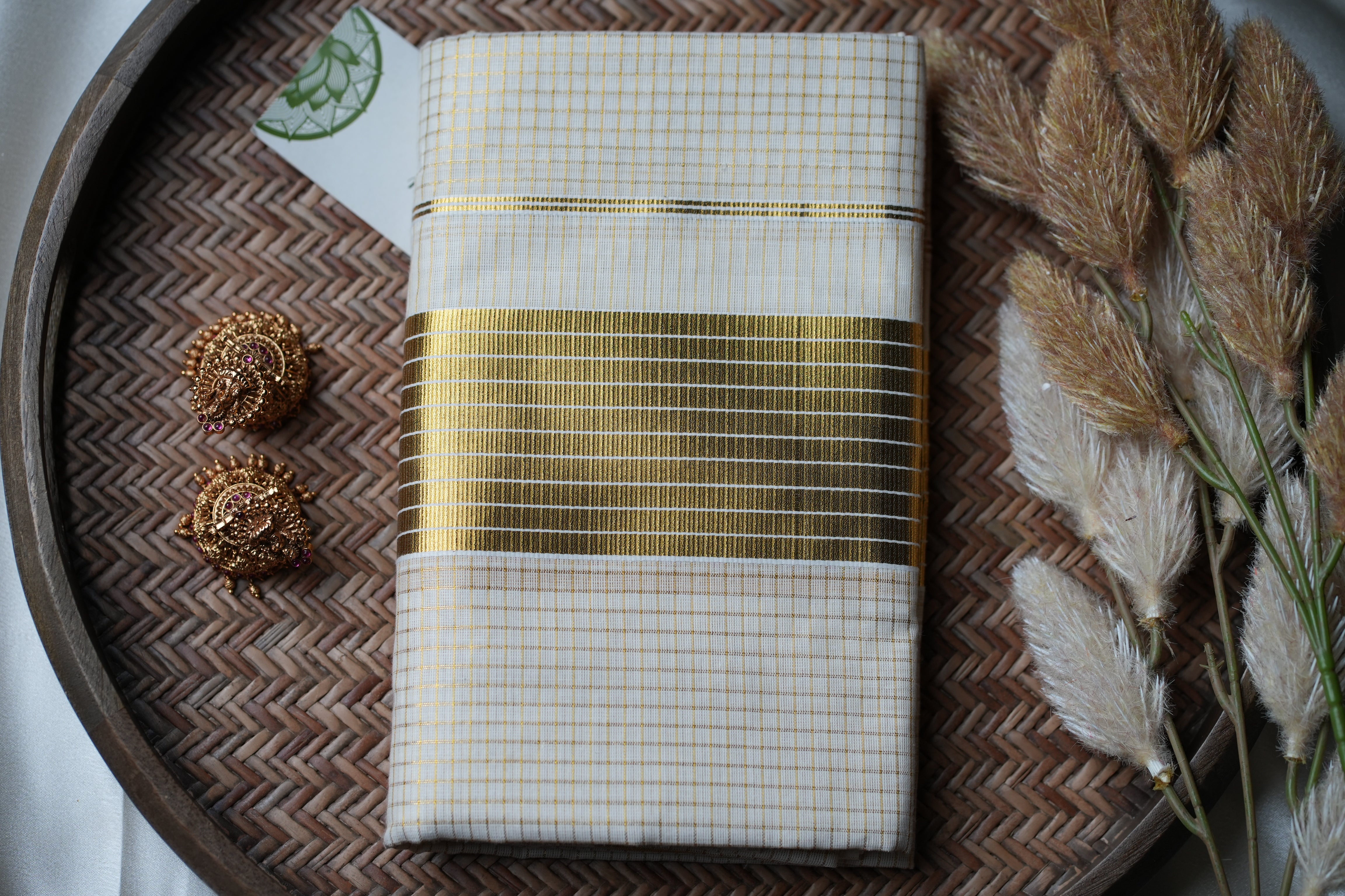 Golden Symphony: Premium Kerala Set Mundu with Micro Gold Checks