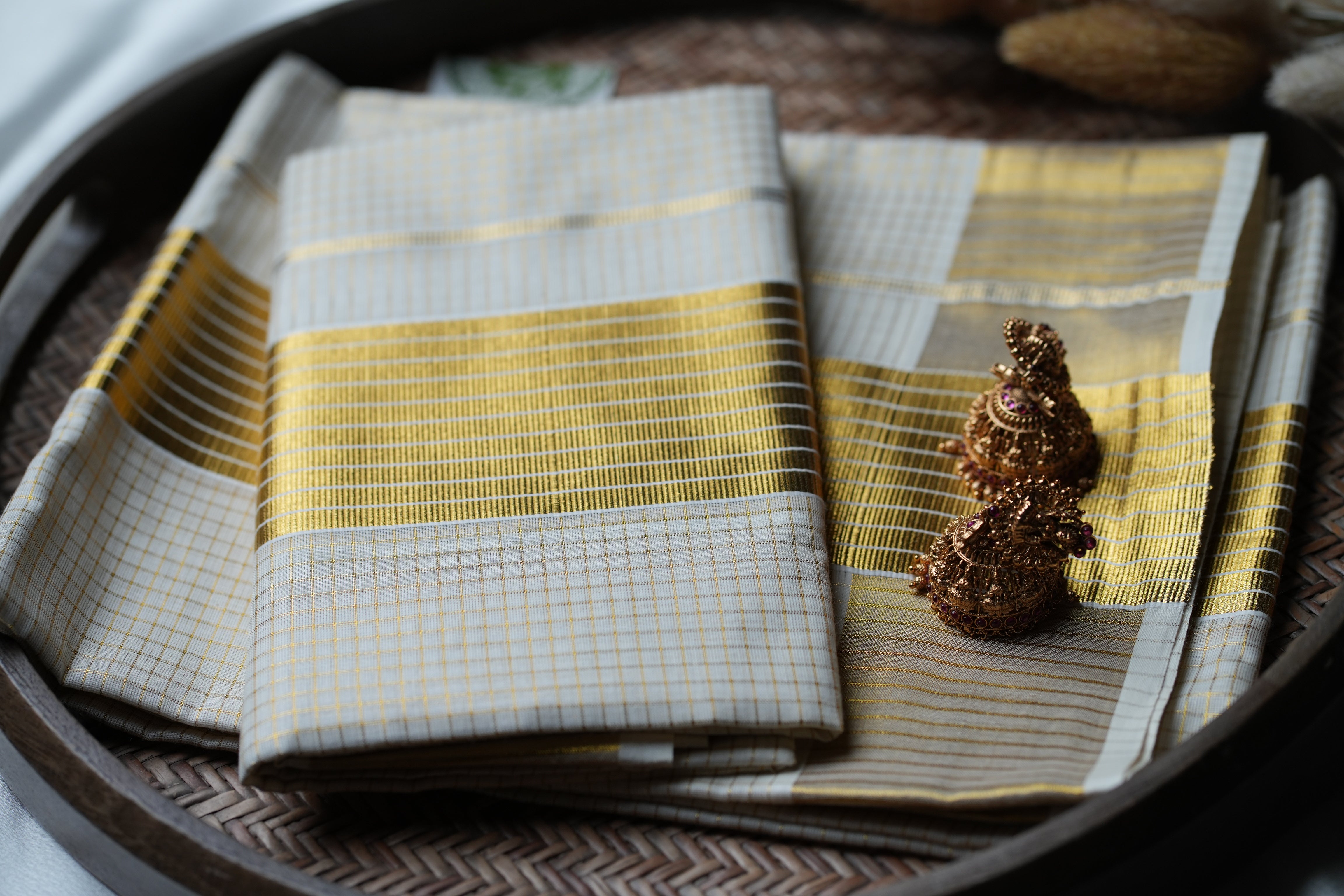 Golden Symphony: Premium Kerala Set Mundu with Micro Gold Checks