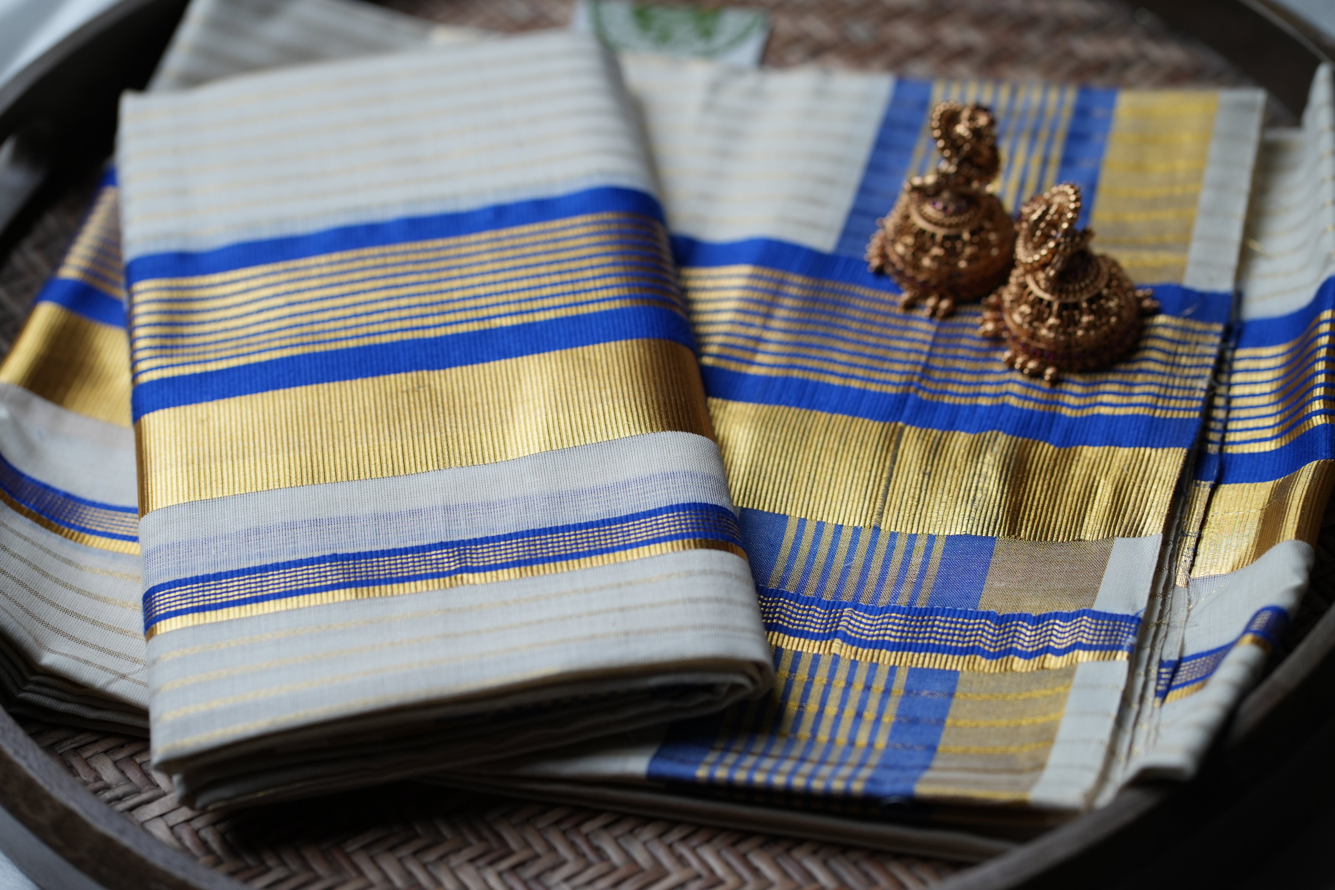 Royal Azure: Premium Kerala Set Mundu with Gold Lines and Royal Blue Accents
