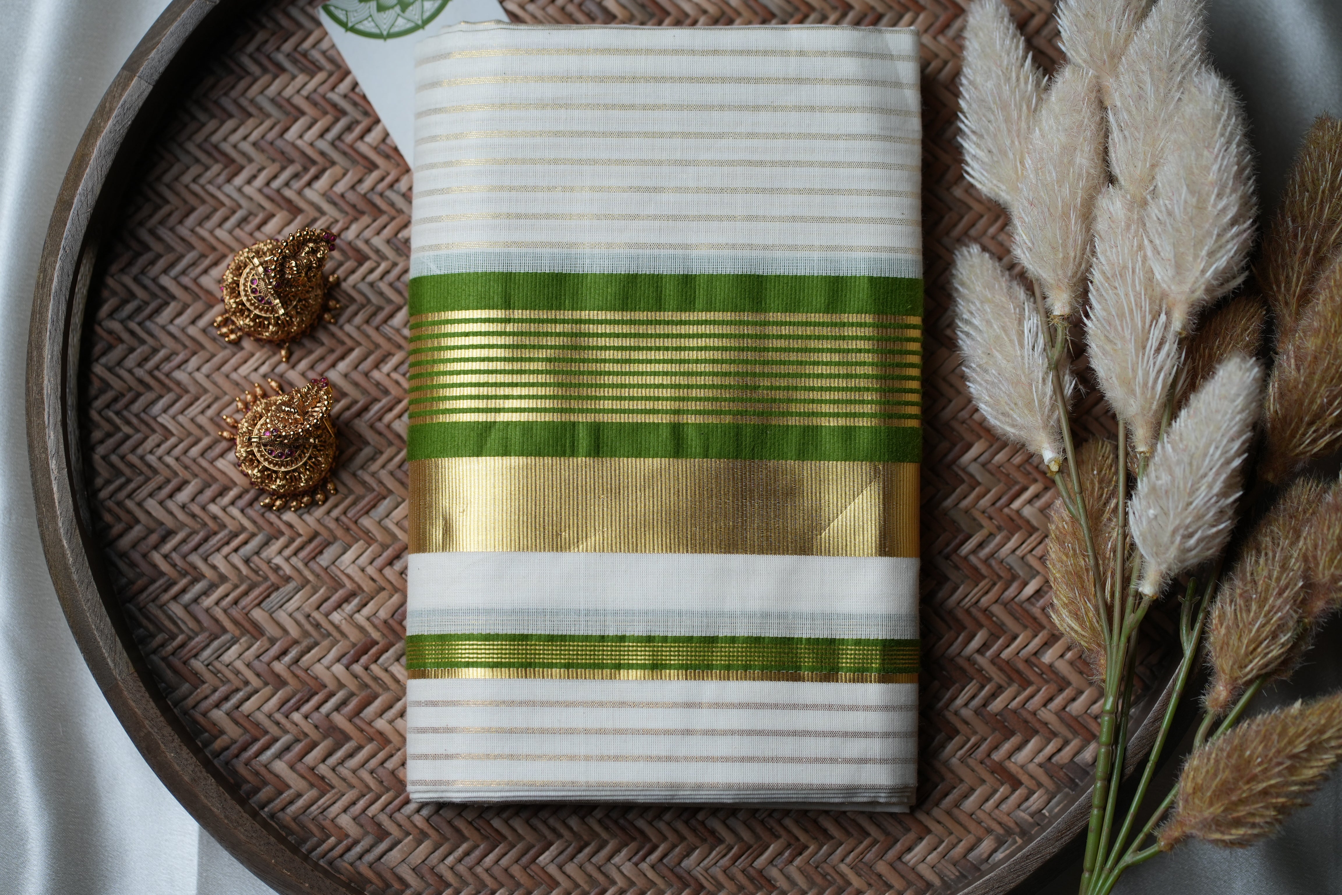 Verdant Majesty: Premium Kerala Set Mundu with Gold Lines and Green Accents