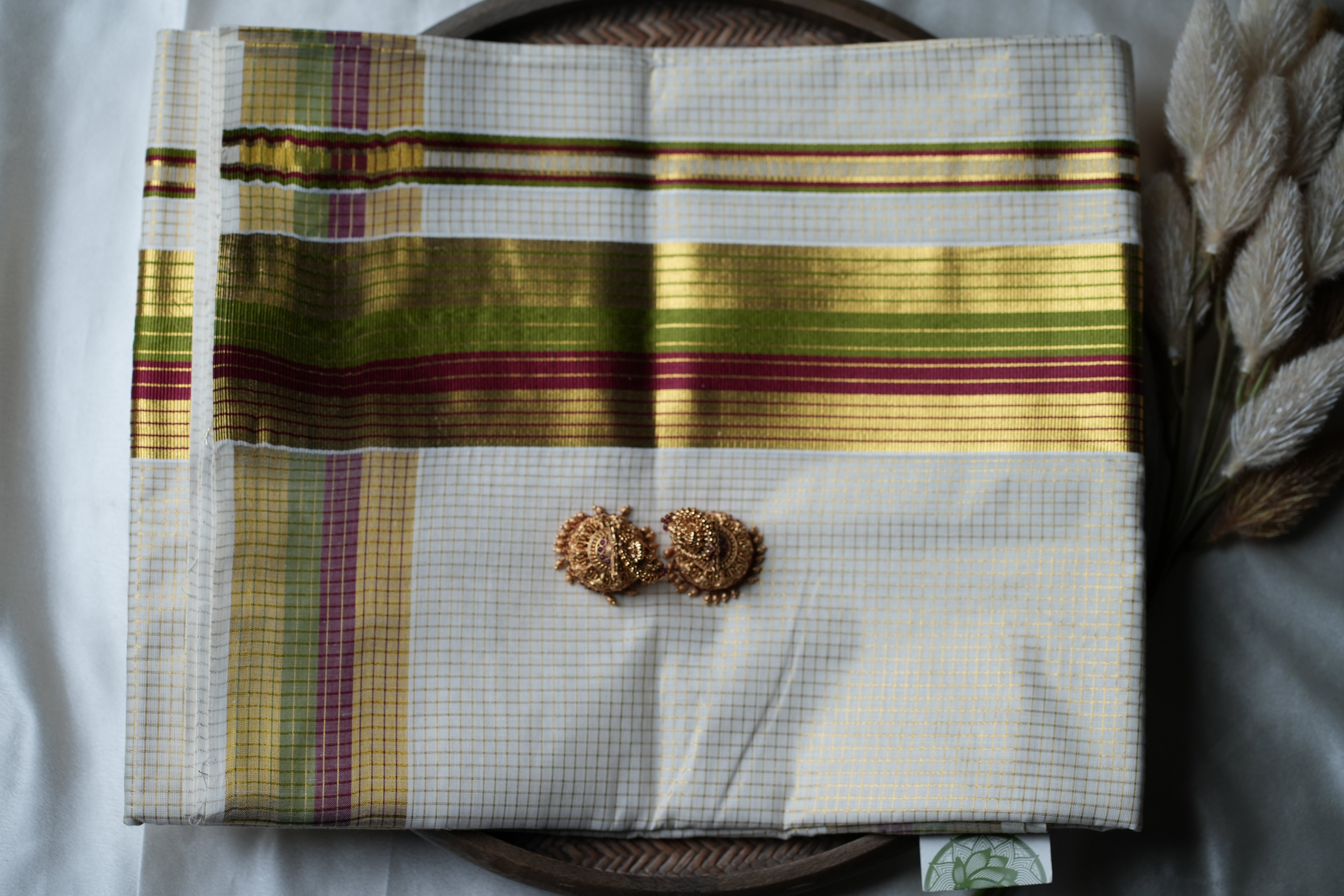 🌿 Crimson & Olive Meadow Cotton Kerala Saree ✨
