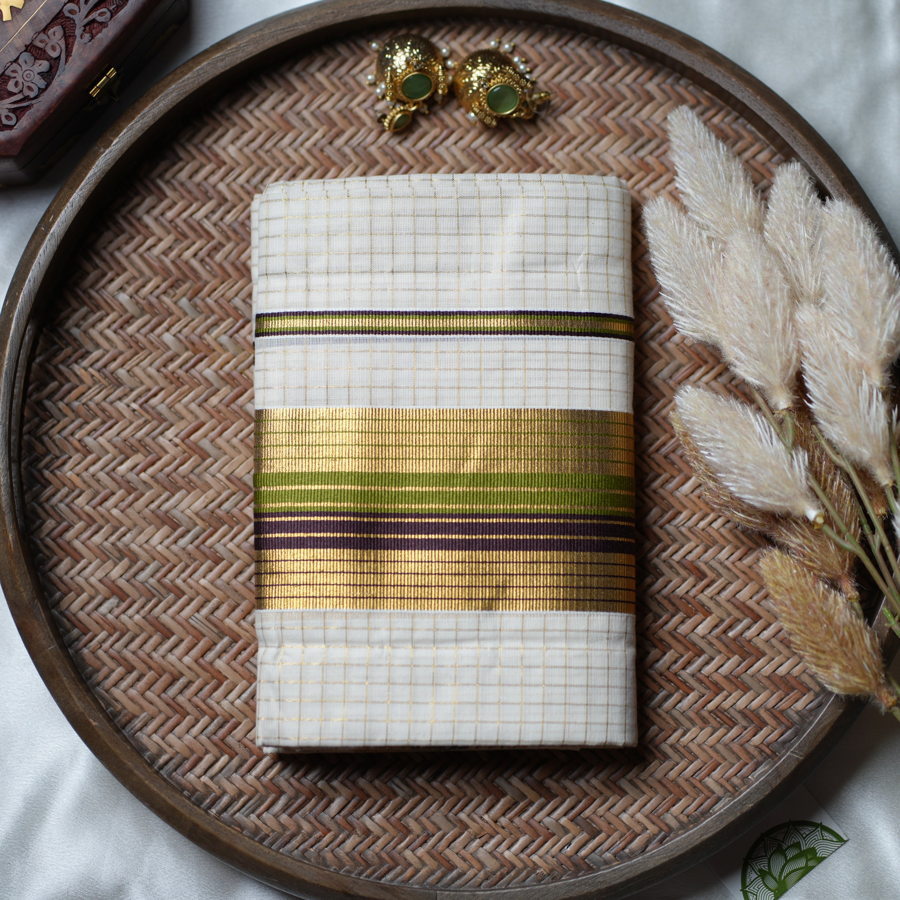 ✨Moss Green, Brown & Gold Grid: The Contemporary Checked Kerala Set Mundu ✨
