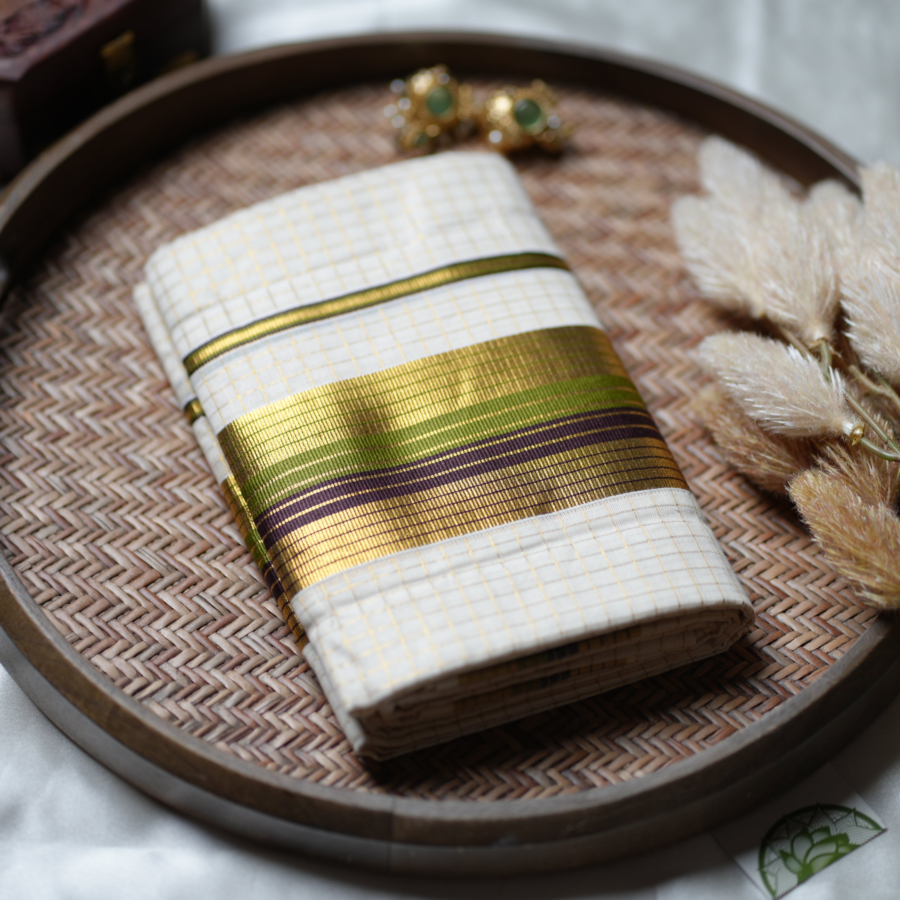 ✨Moss Green, Brown & Gold Grid: The Contemporary Checked Kerala Set Mundu ✨