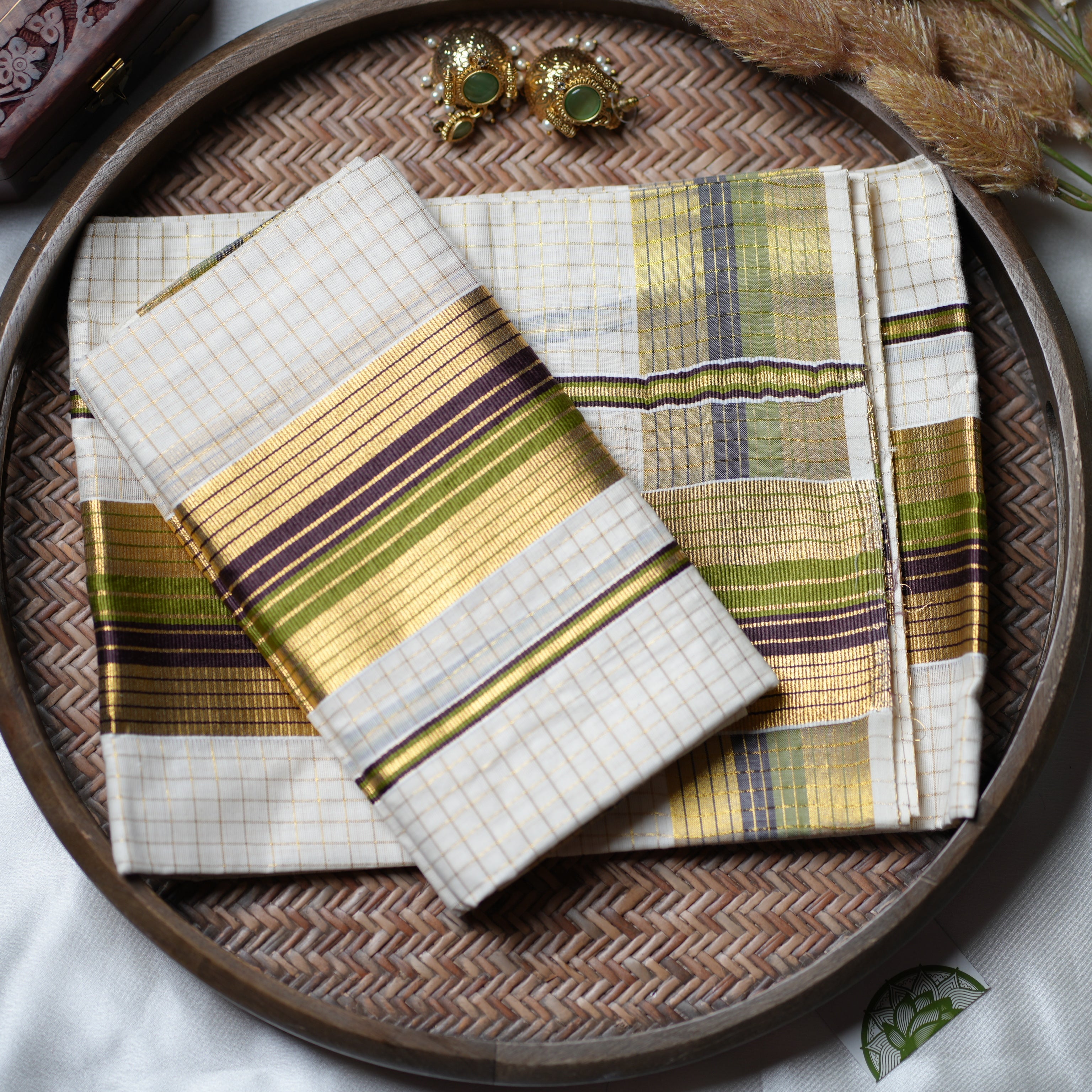 ✨Moss Green, Brown & Gold Grid: The Contemporary Checked Kerala Set Mundu ✨