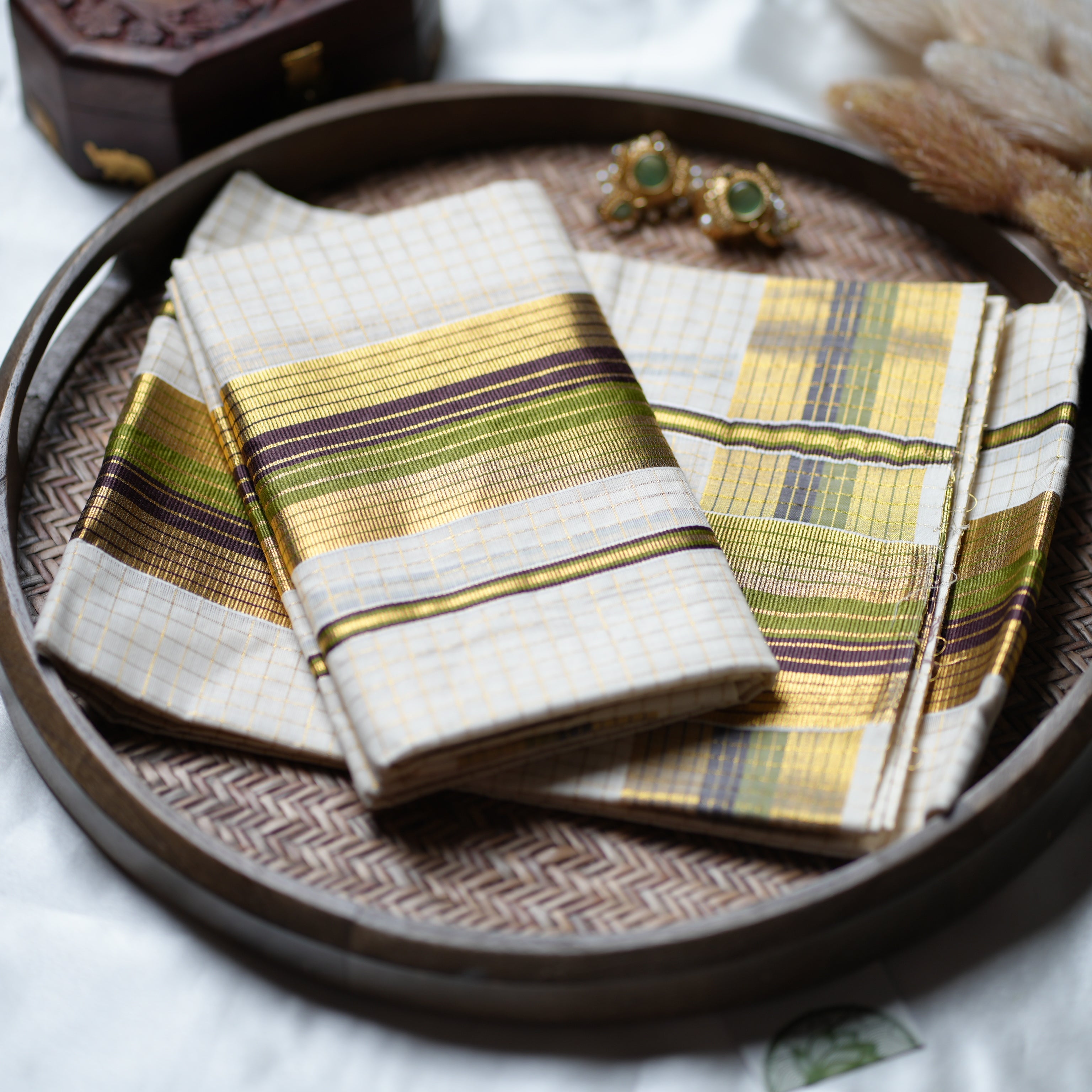 ✨Moss Green, Brown & Gold Grid: The Contemporary Checked Kerala Set Mundu ✨
