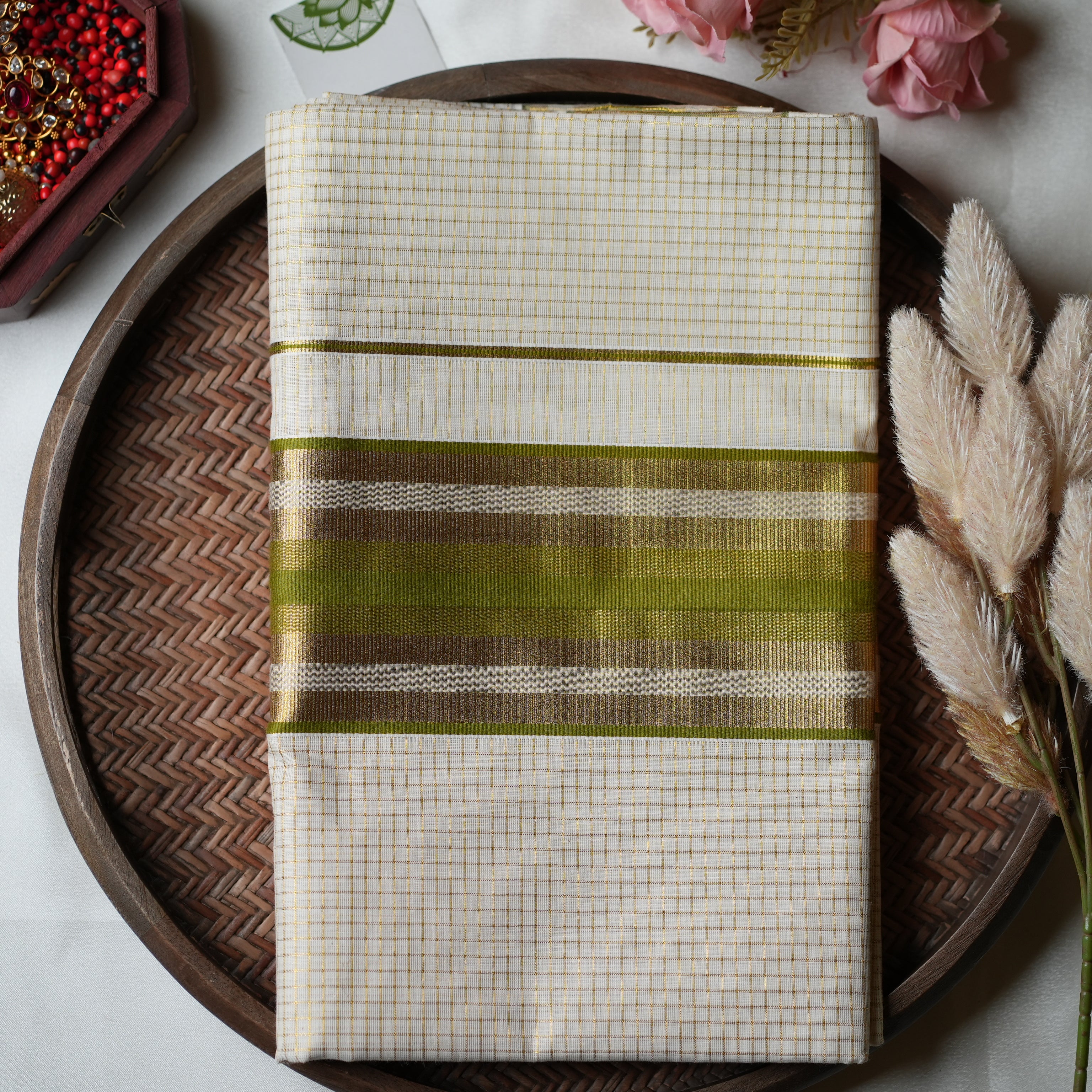 🫒 Sophisticated Olive & Golden Grid: The Premium Pure Cotton Kerala Saree 🫒