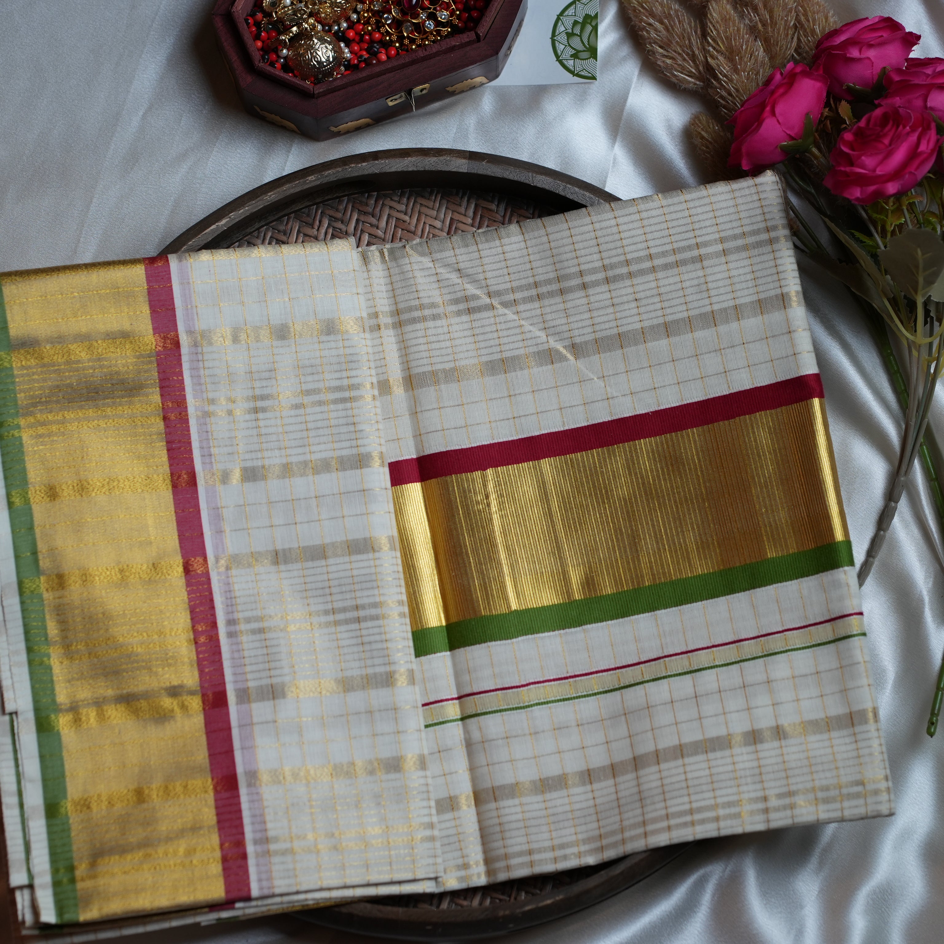 Festive Grid & Tri-Color Majesty : The Premium Pure Cotton Kerala Saree in Red, Green & Gold 🌿