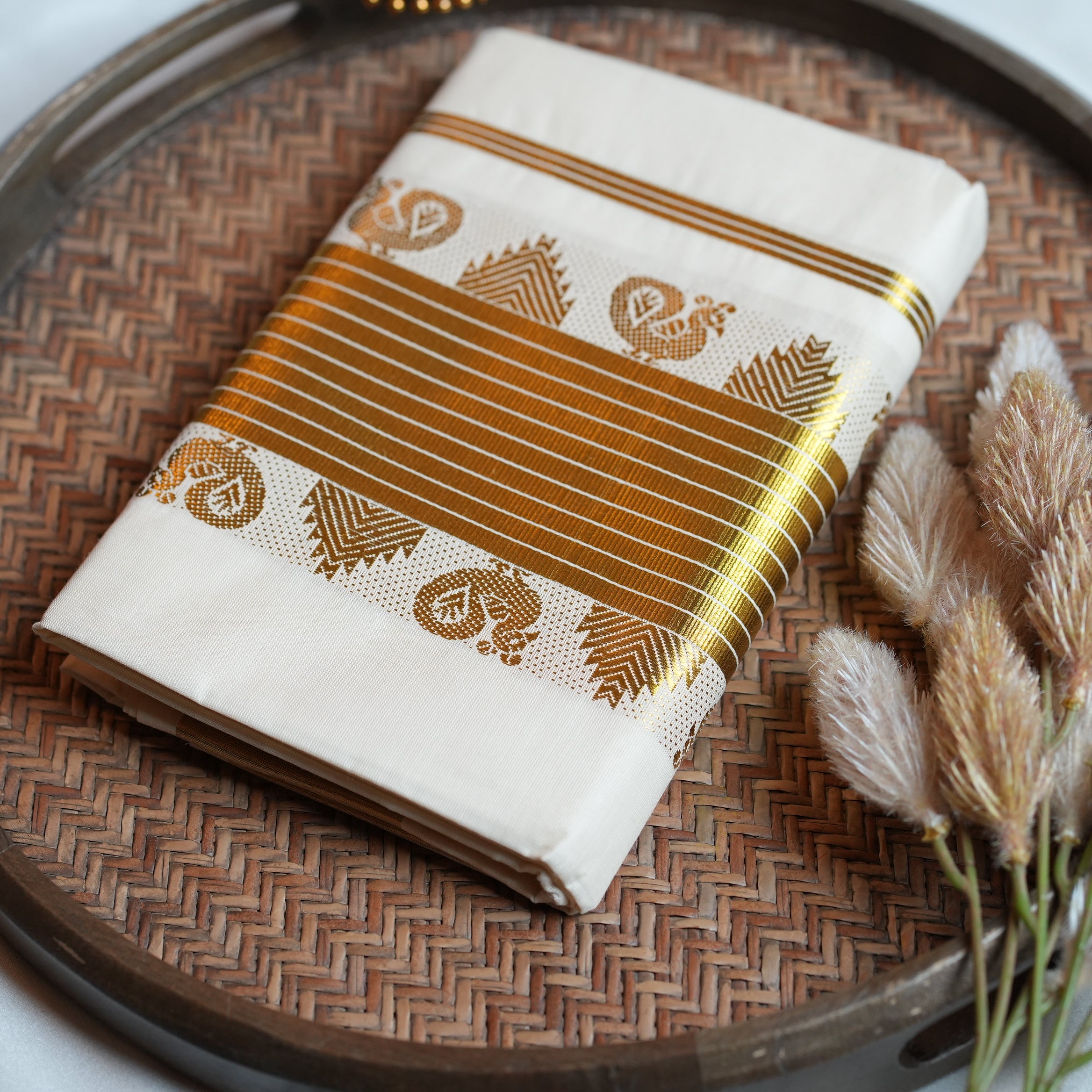 🦚 Golden Peacock Motifs & Textured Kasavu Premium Cotton Kerala Single Set Mundu ✨