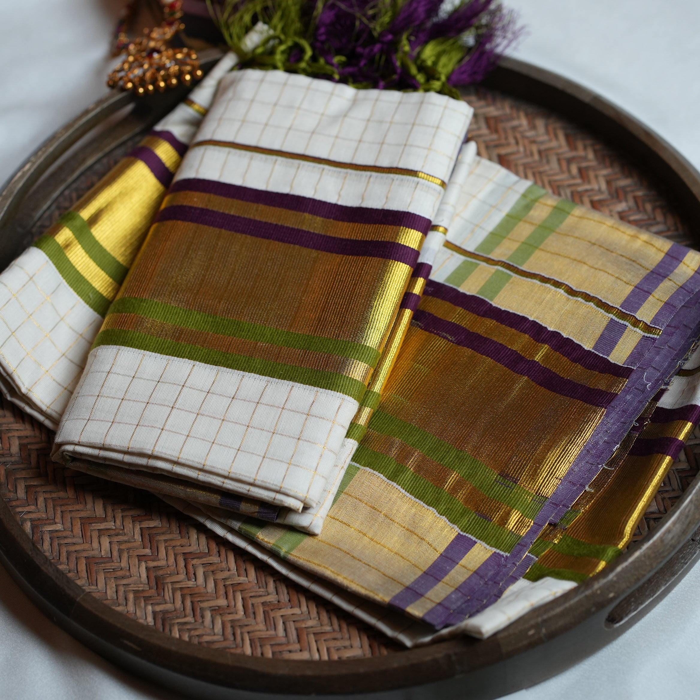 🍇 Royal Plum & Olive Green Checks Cotton Kerala Single Set Mundu ✨