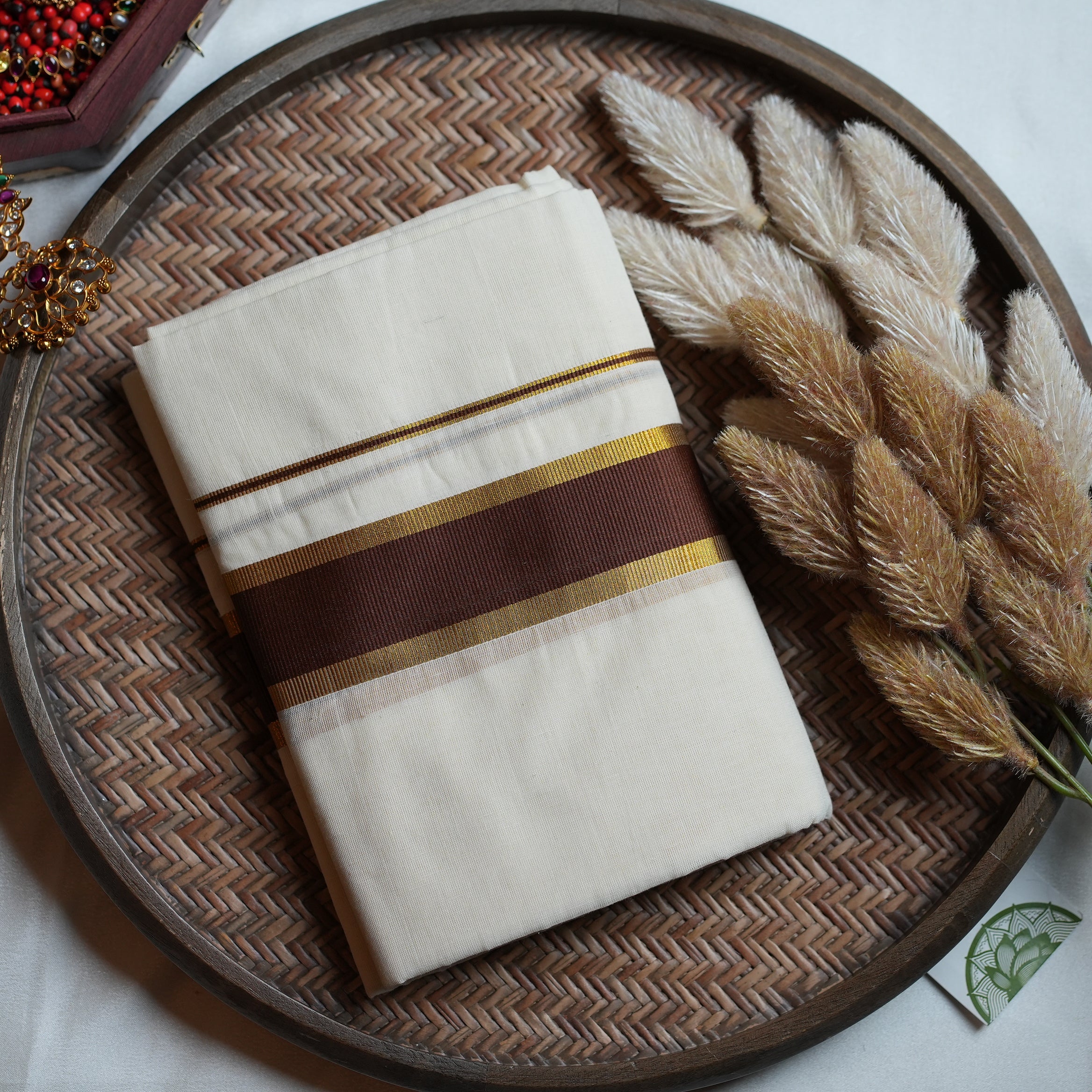 🌰 Rich Cocoa Brown & Sleek Gold Cotton Kerala Single Set Mundu ✨