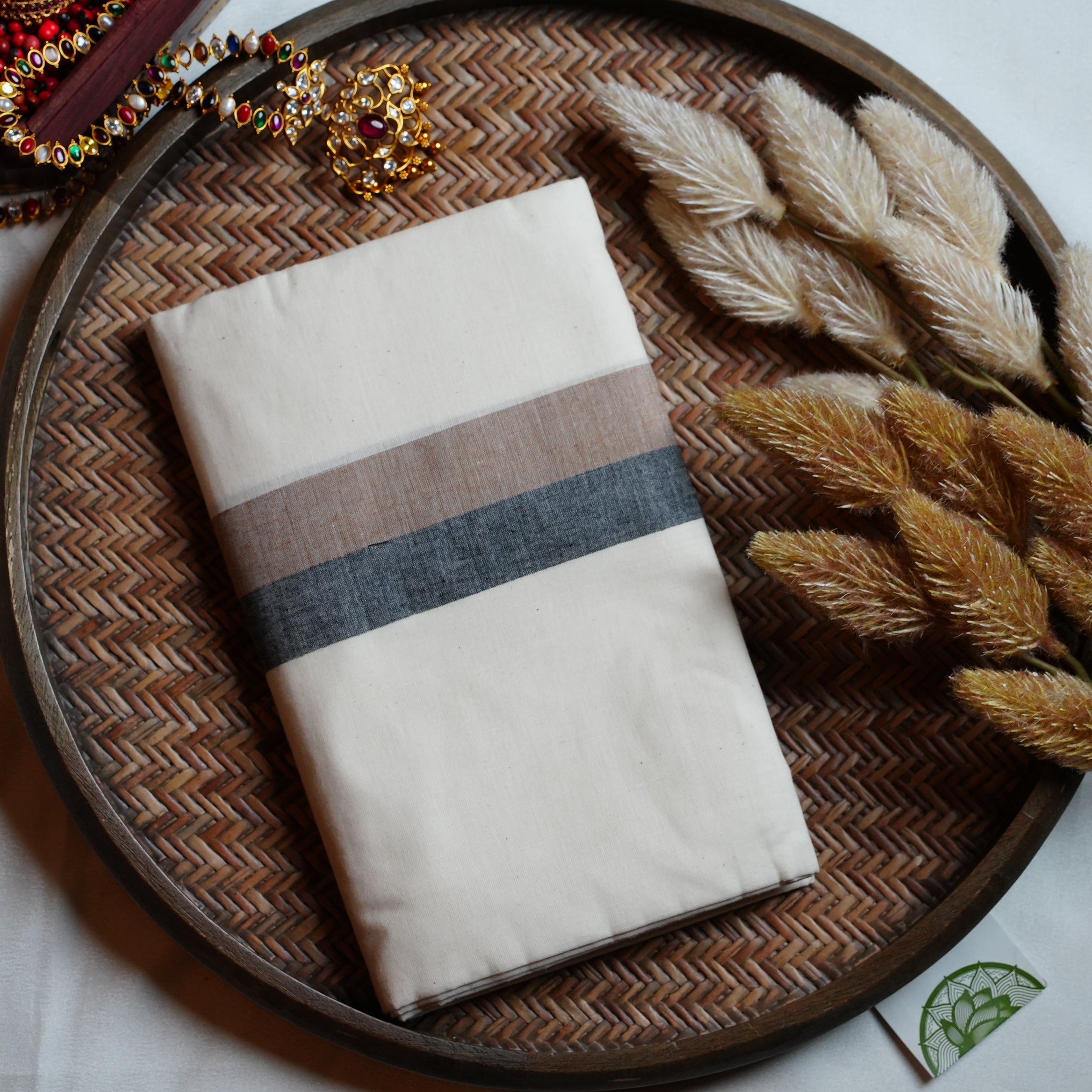 🤎 Earthy Charcoal & Soft Fawn Mulloth Design Cotton Kerala Single Set Mundu 🌾