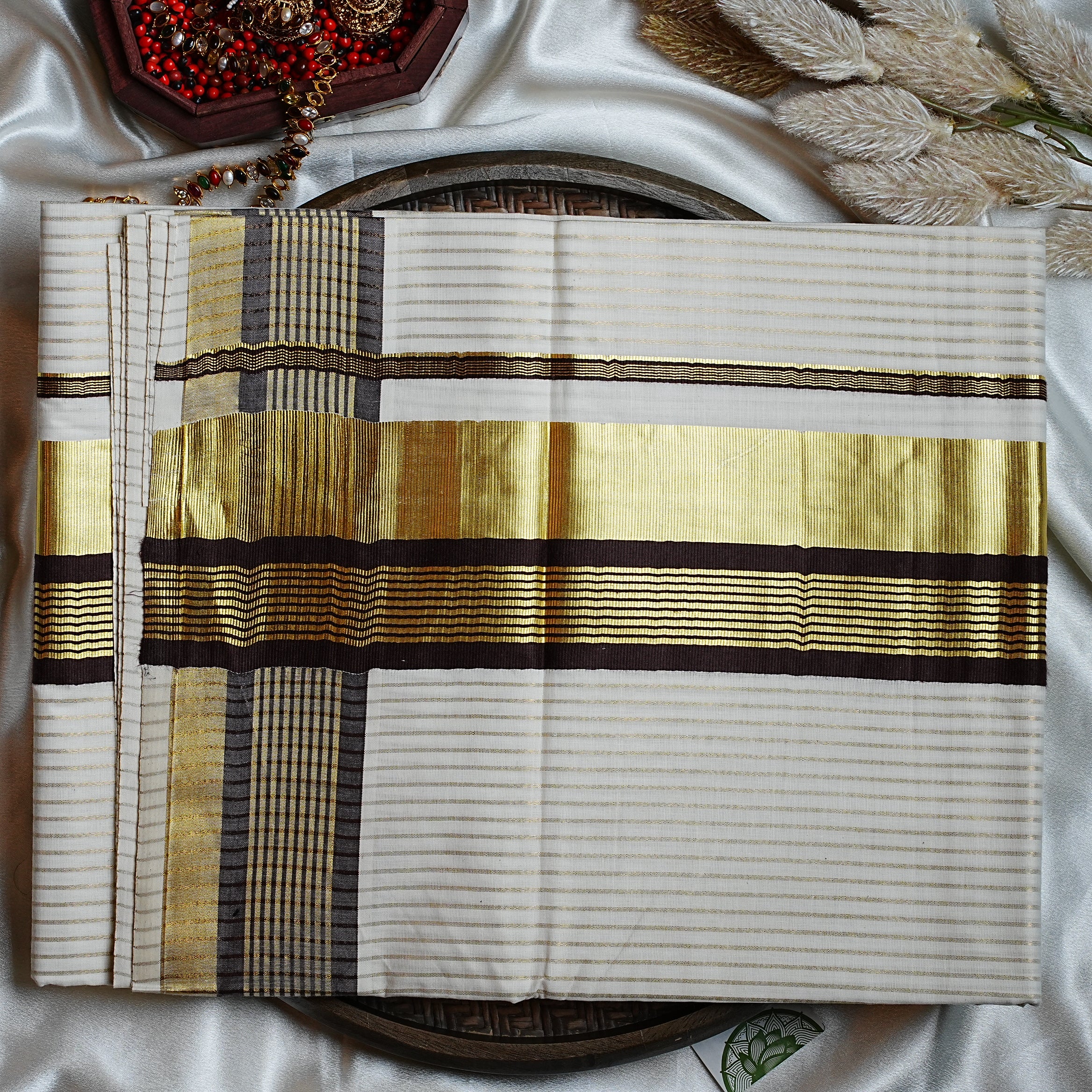 🤎 Elegant Coffee Brown & Shimmering Gold Pinstripes: The Premium Cotton Kerala Set Saree 🤎