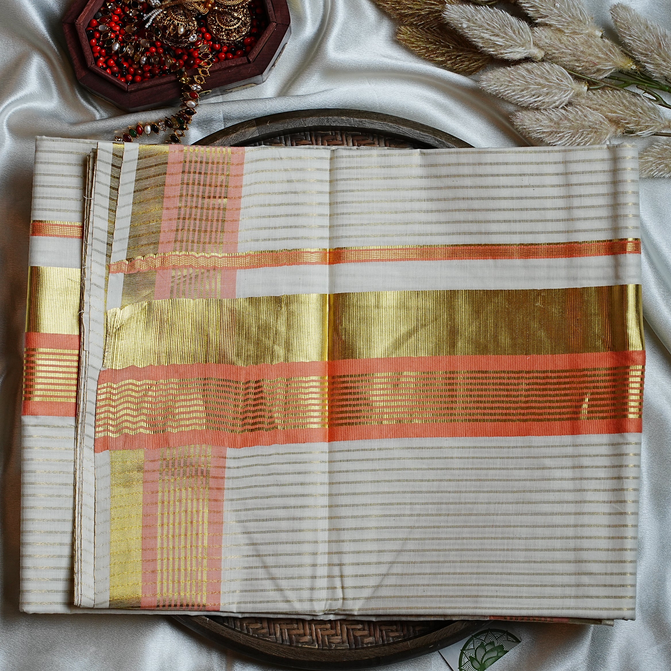 🍑 Pastel Peach & Shimmering Gold Pinstripes: The Premium Cotton Kerala Set Saree 🍑