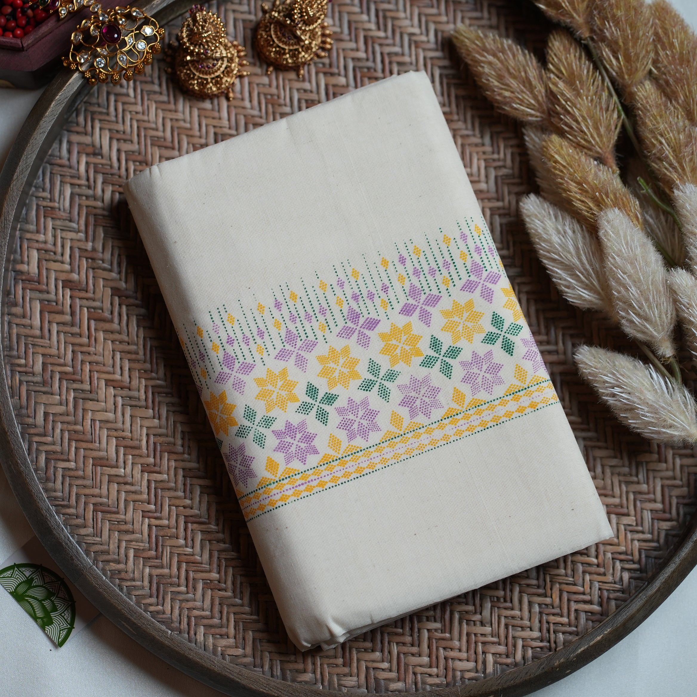 🌸 Pastel Florals & Geometric Weaves Cotton Kerala Single Set Mundu 💜