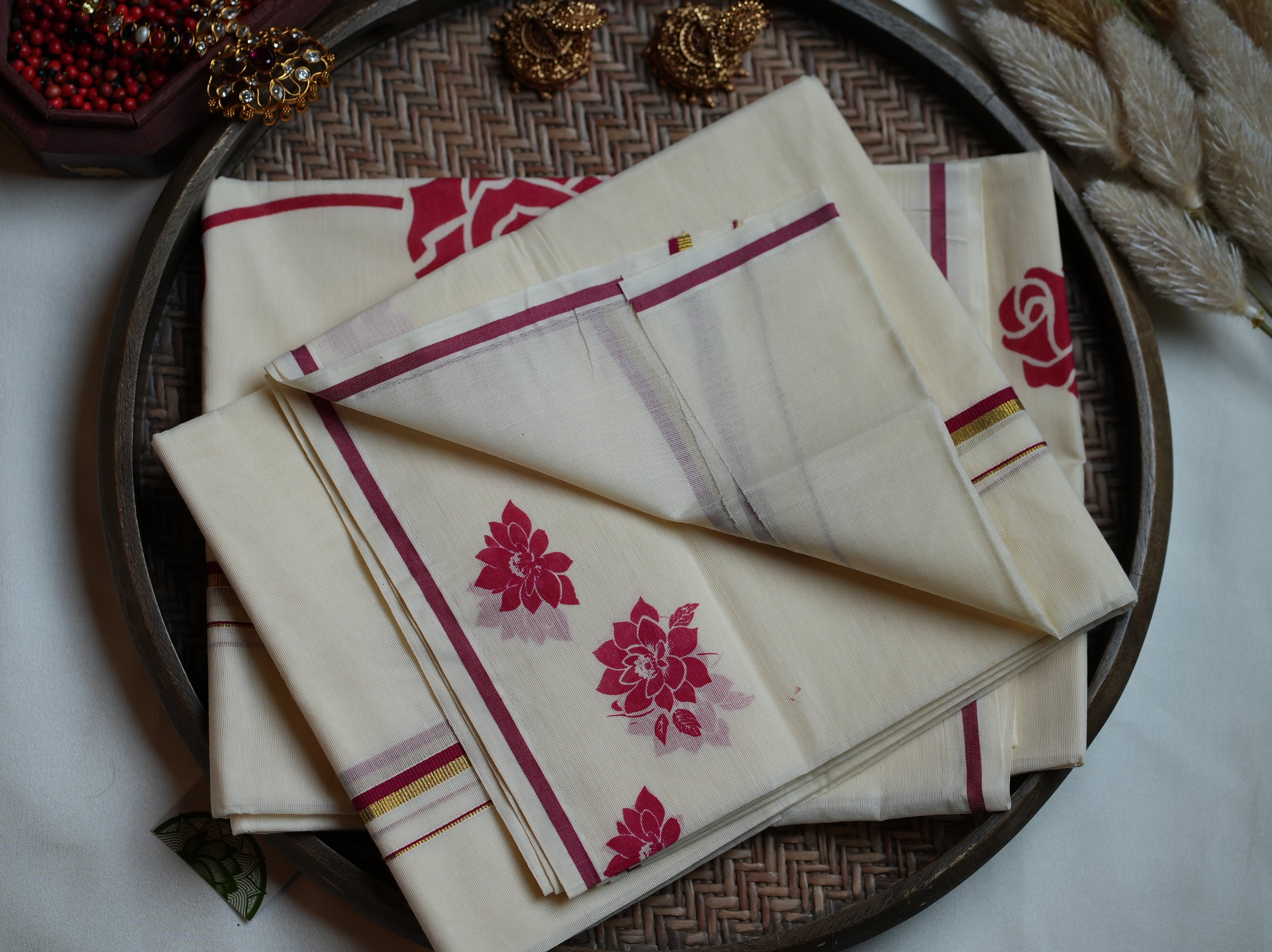 🌹 Crimson Rose & Elegant Border Cotton Kerala Set Mundu 🌹