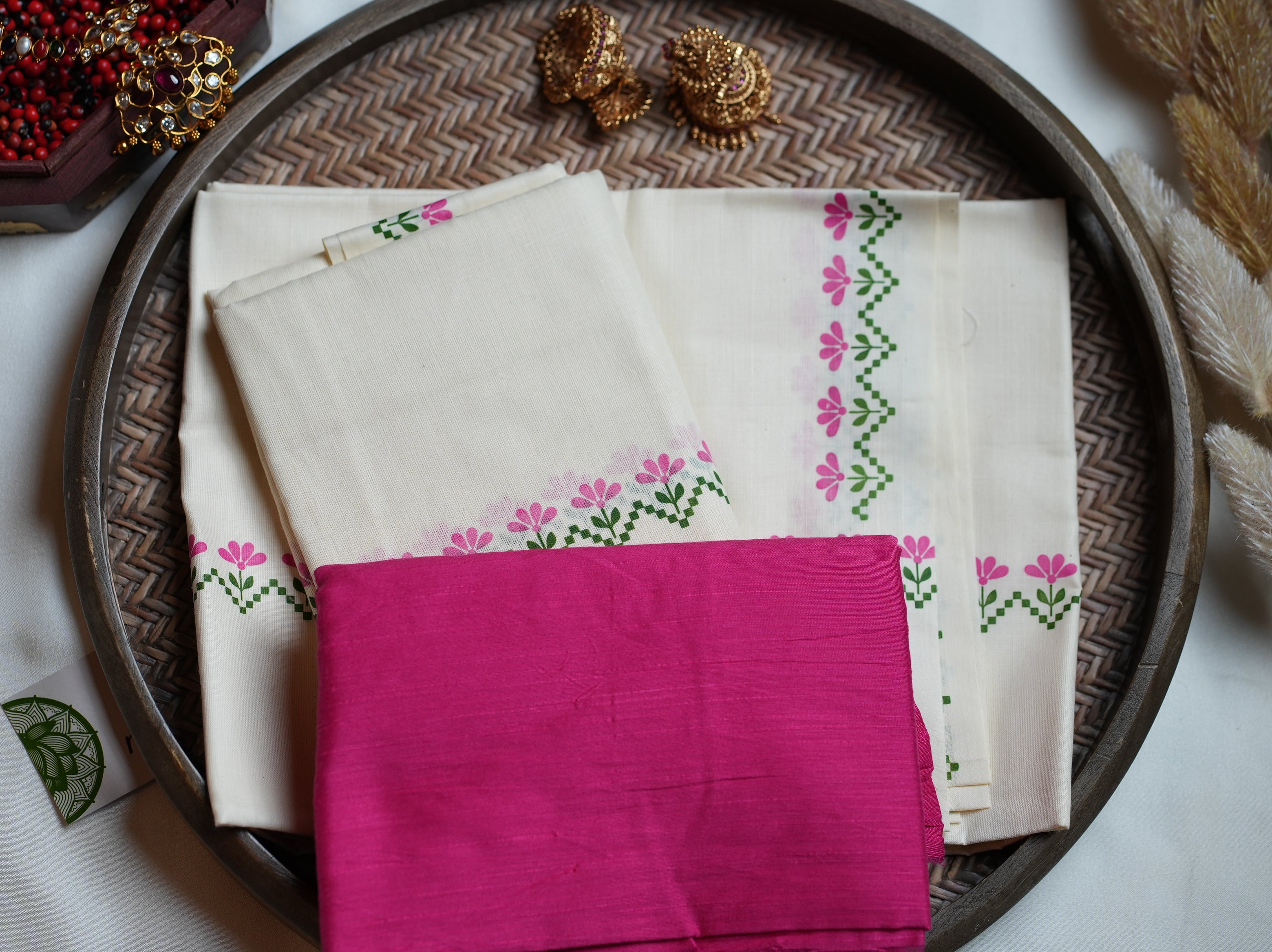 🌸 Fresh Floral Pink & Meadow Green Cotton Kerala Single Set Mundu (With Blouse Piece) 🌿