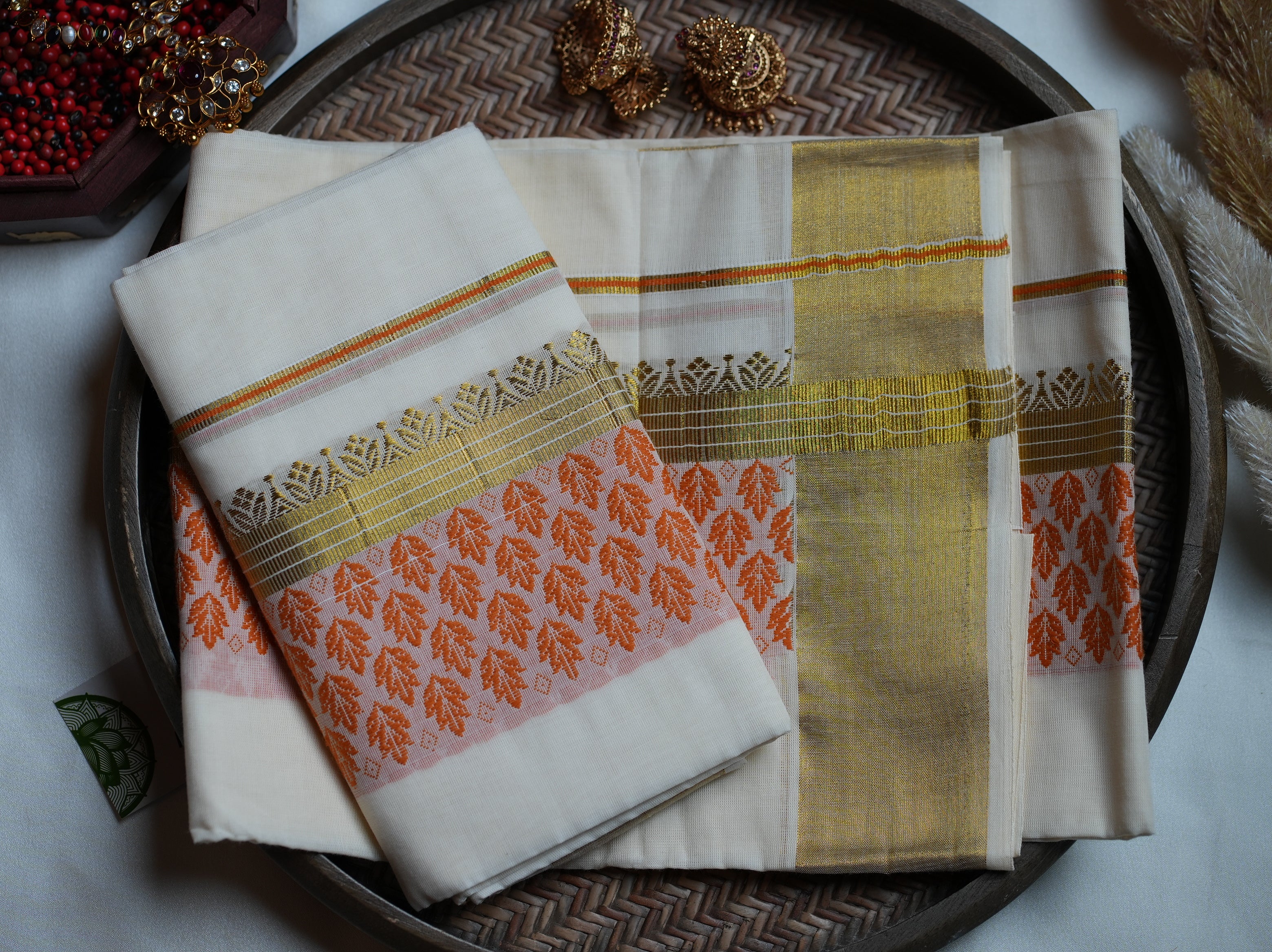 🍂 Golden Zari & Vibrant Orange Leaf Weaves Single Cotton Kerala Set Mundu ☀️