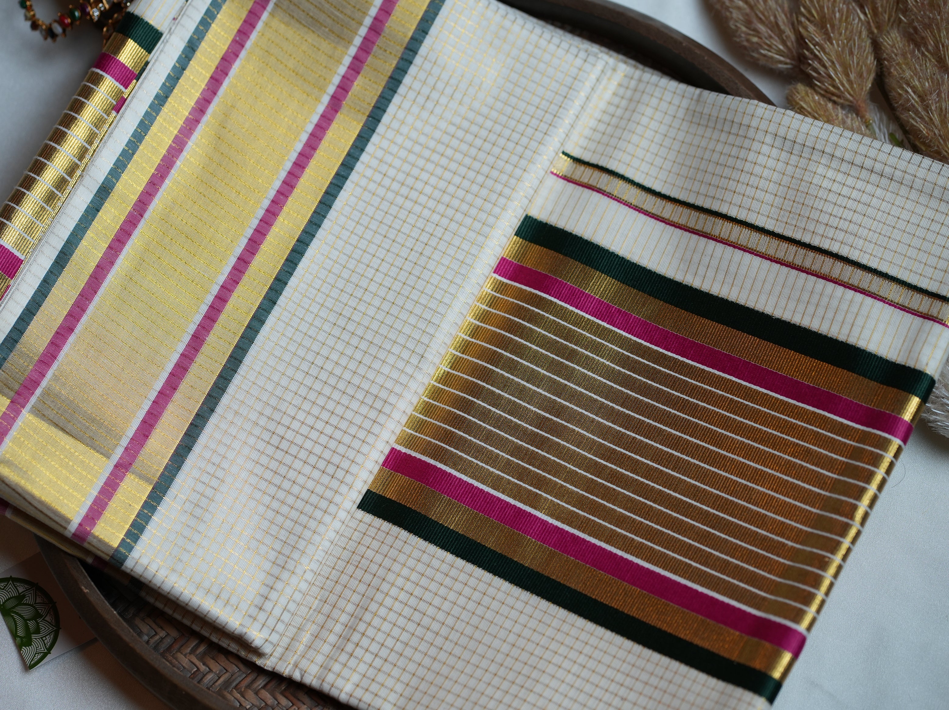 🌸 Festive Magenta & Forest Green Checks: The Premium Cotton Kerala Saree 💫