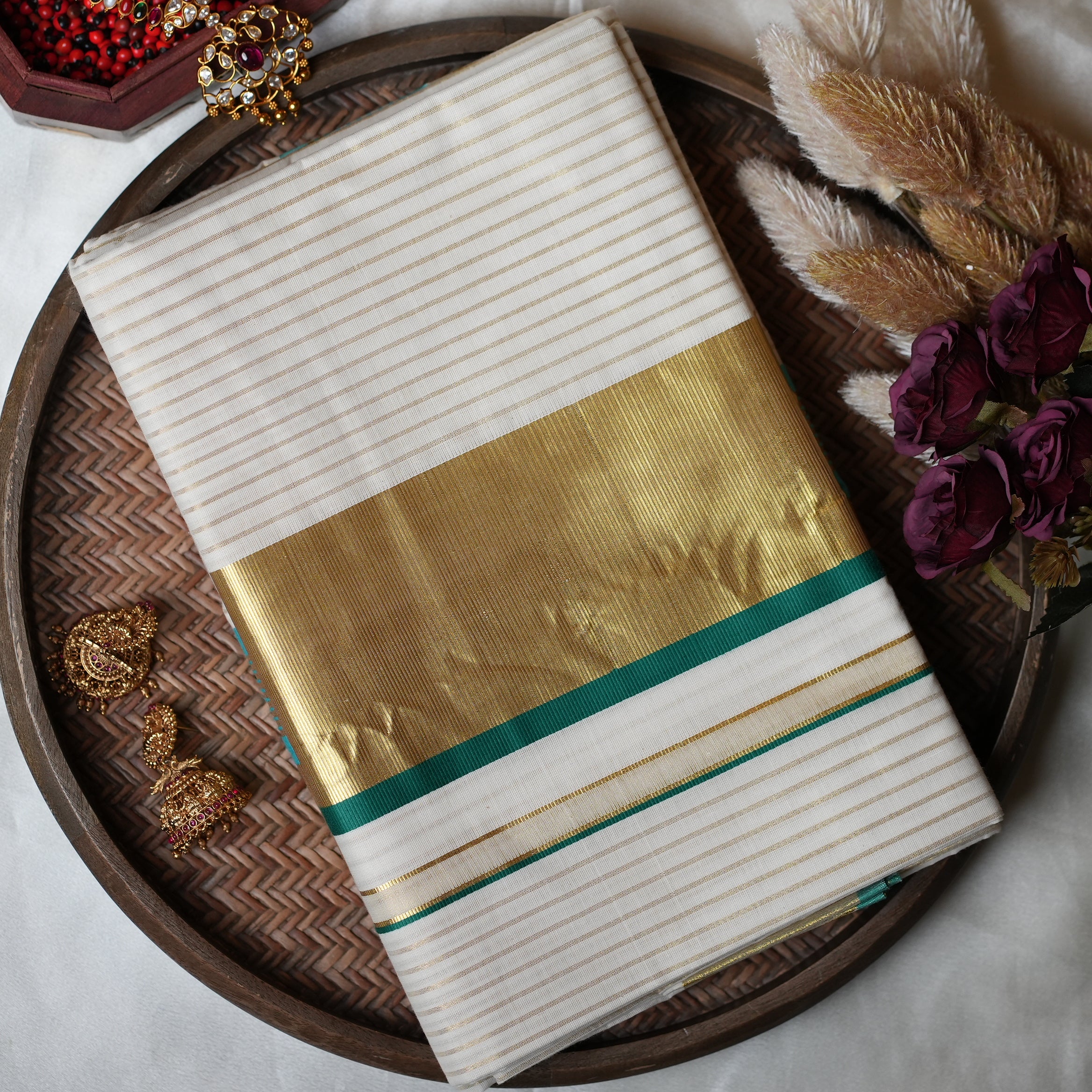 🌟 Golden Zari Stripes & Emerald Green: Premium Cotton Kerala Saree ✨