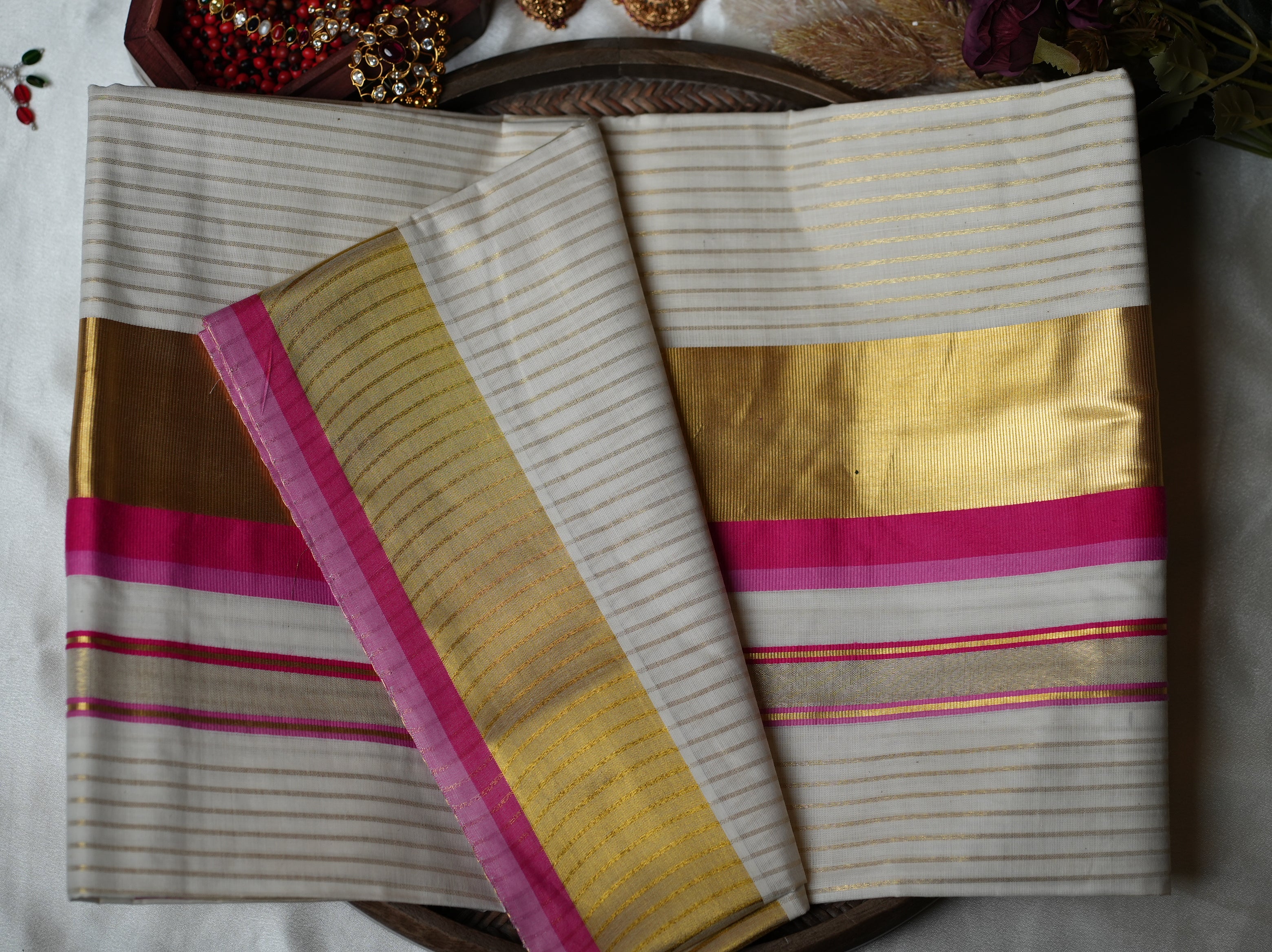 🌸 Golden Zari Stripes & Candy Pink: Premium Cotton Kerala Saree ✨