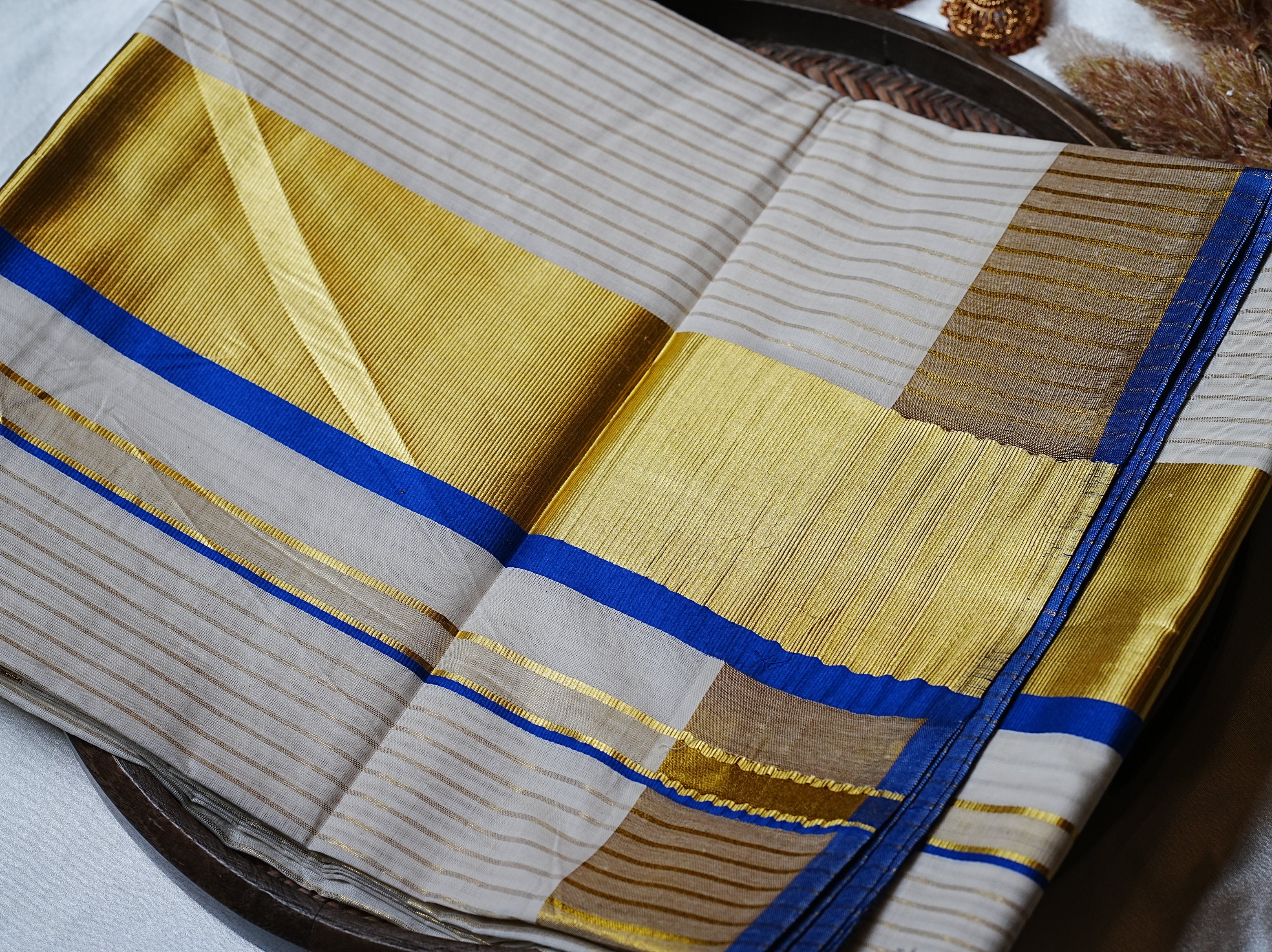 💙 Golden Zari Stripes & Royal Blue: Premium Cotton Kerala Saree ✨