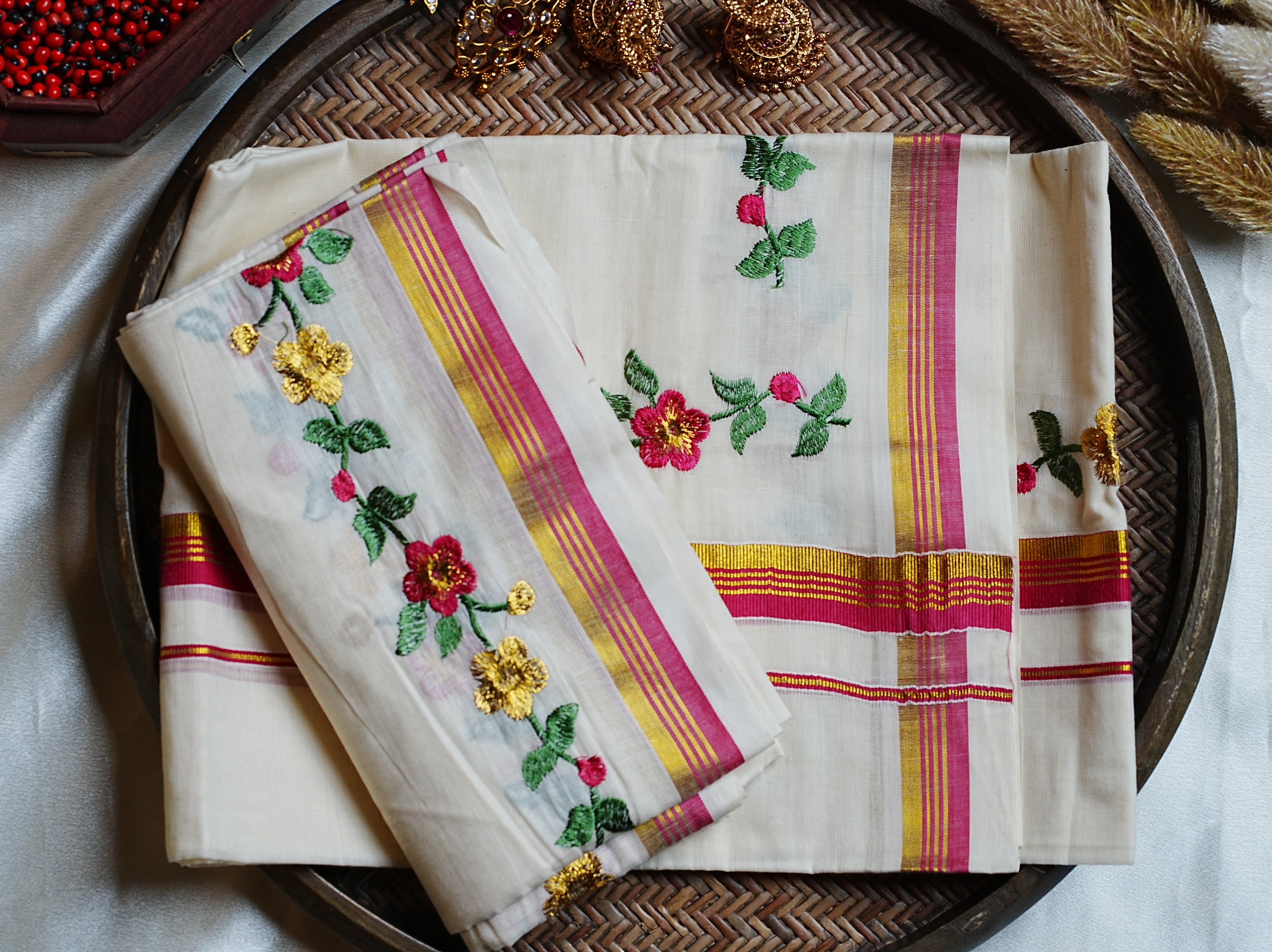 🌸 Floral Vine Embroidered Cotton Kerala Set Mundu with Pink & Gold Kasavu Border 🌟