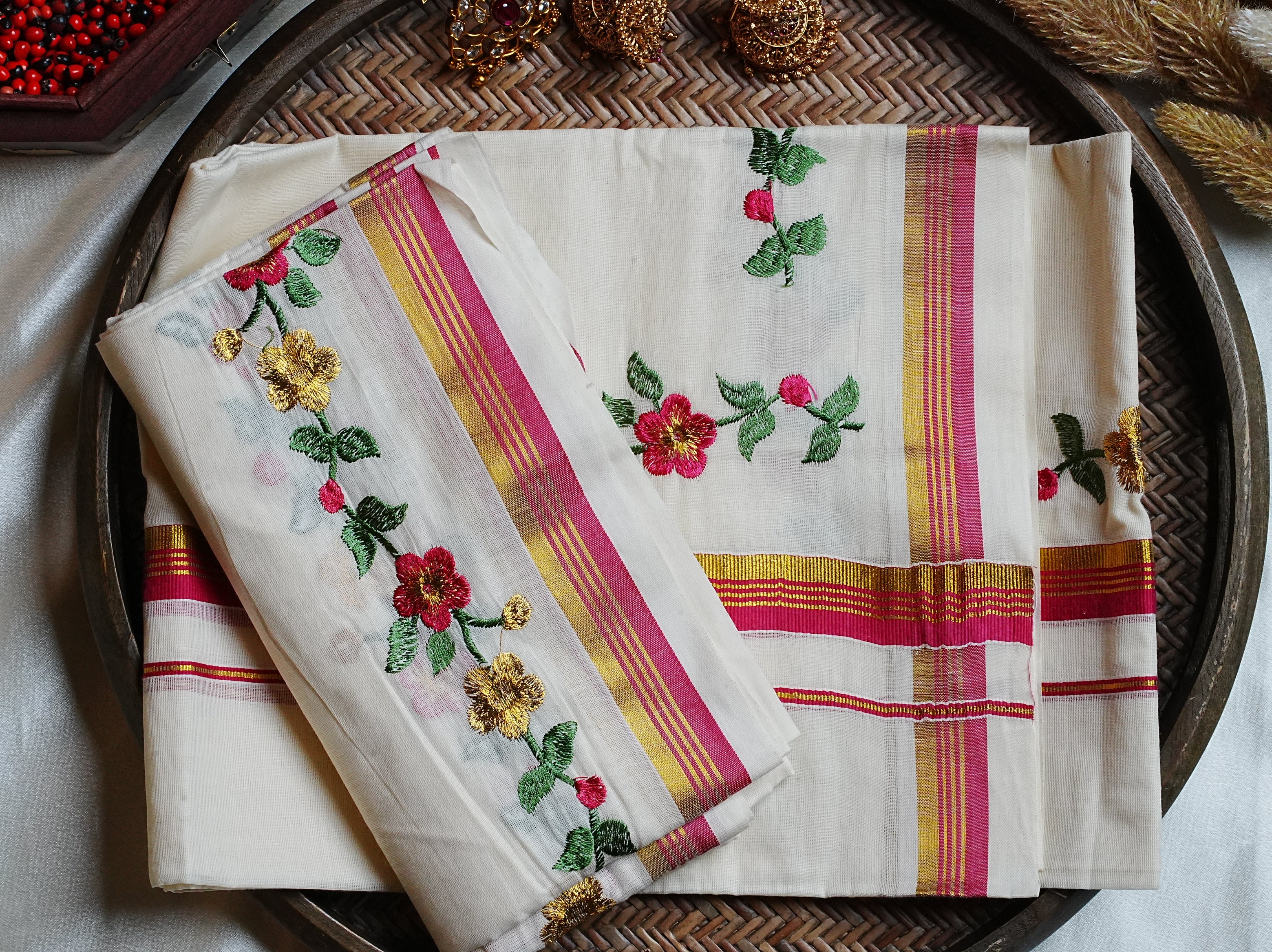 🌸 Floral Vine Embroidered Cotton Kerala Set Mundu with Pink & Gold Kasavu Border 🌟