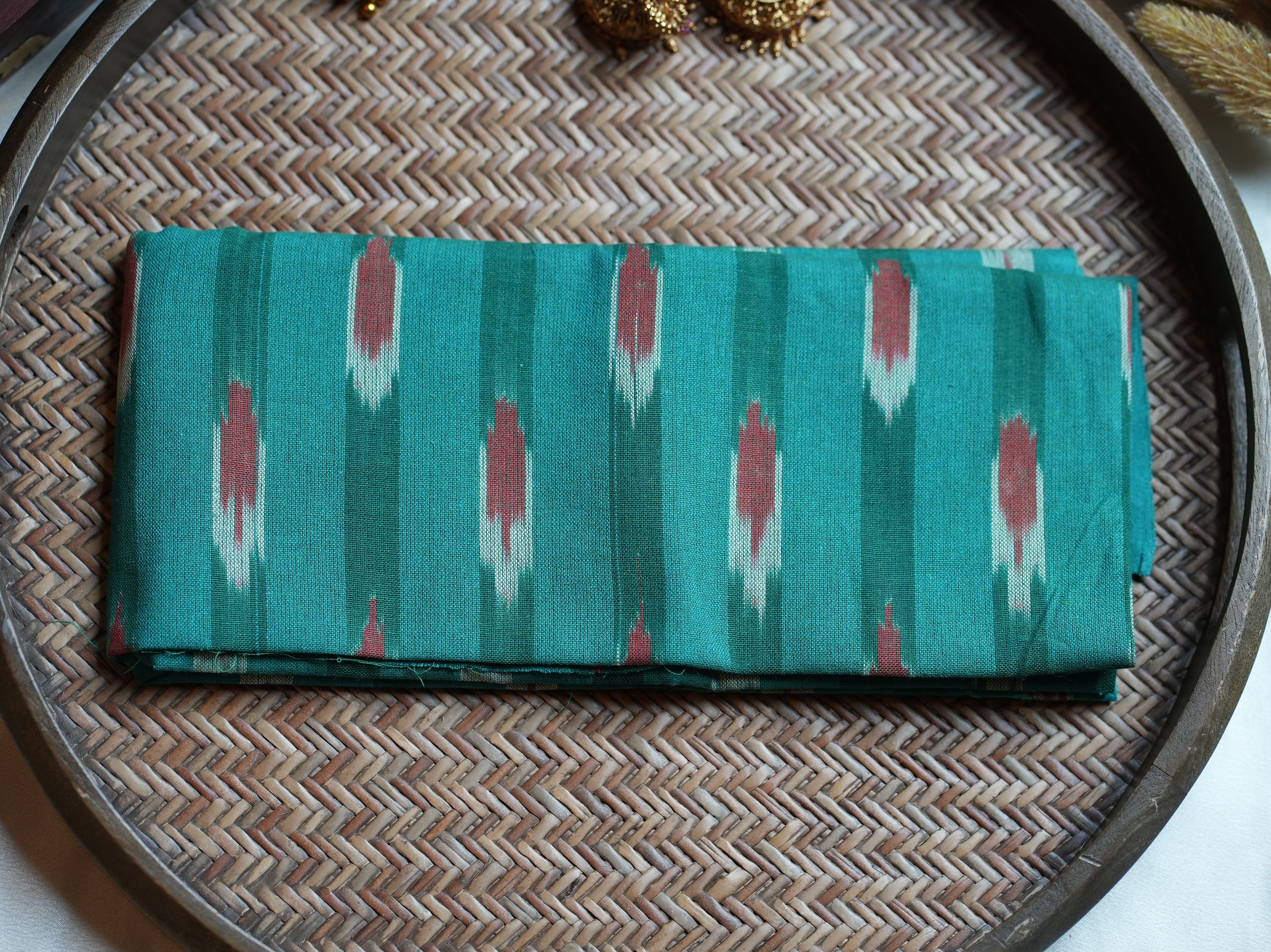 🌊 Vibrant Turquoise Eerkilikkara Cotton Kerala Set Mundu & Ikat Accent Blouse Piece  ✨