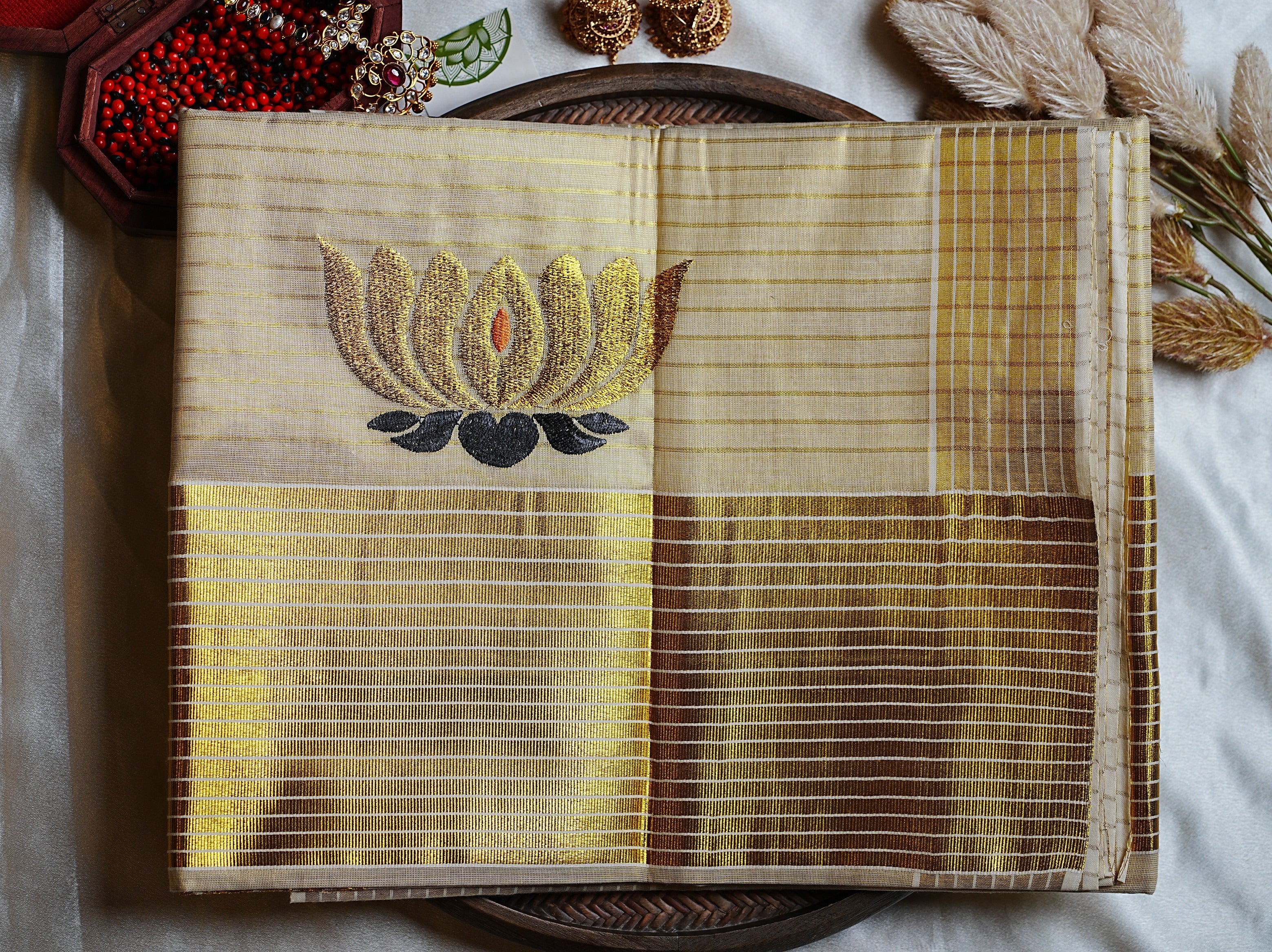 🪷 Golden Lotus Embroidery & Fine Zari: Premium Tissue Kerala Saree ✨