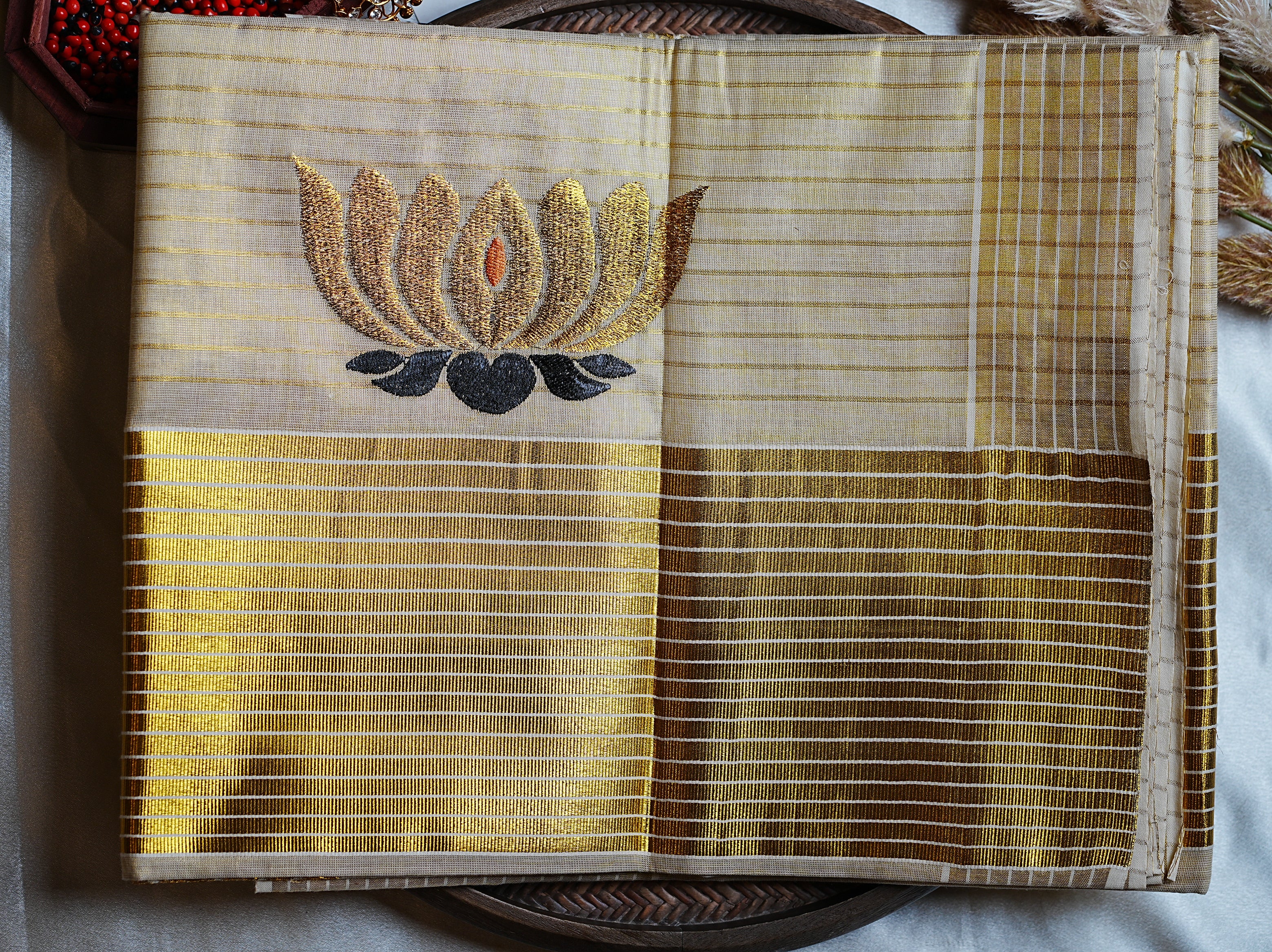 🪷 Golden Lotus Embroidery & Fine Zari: Premium Tissue Kerala Saree ✨