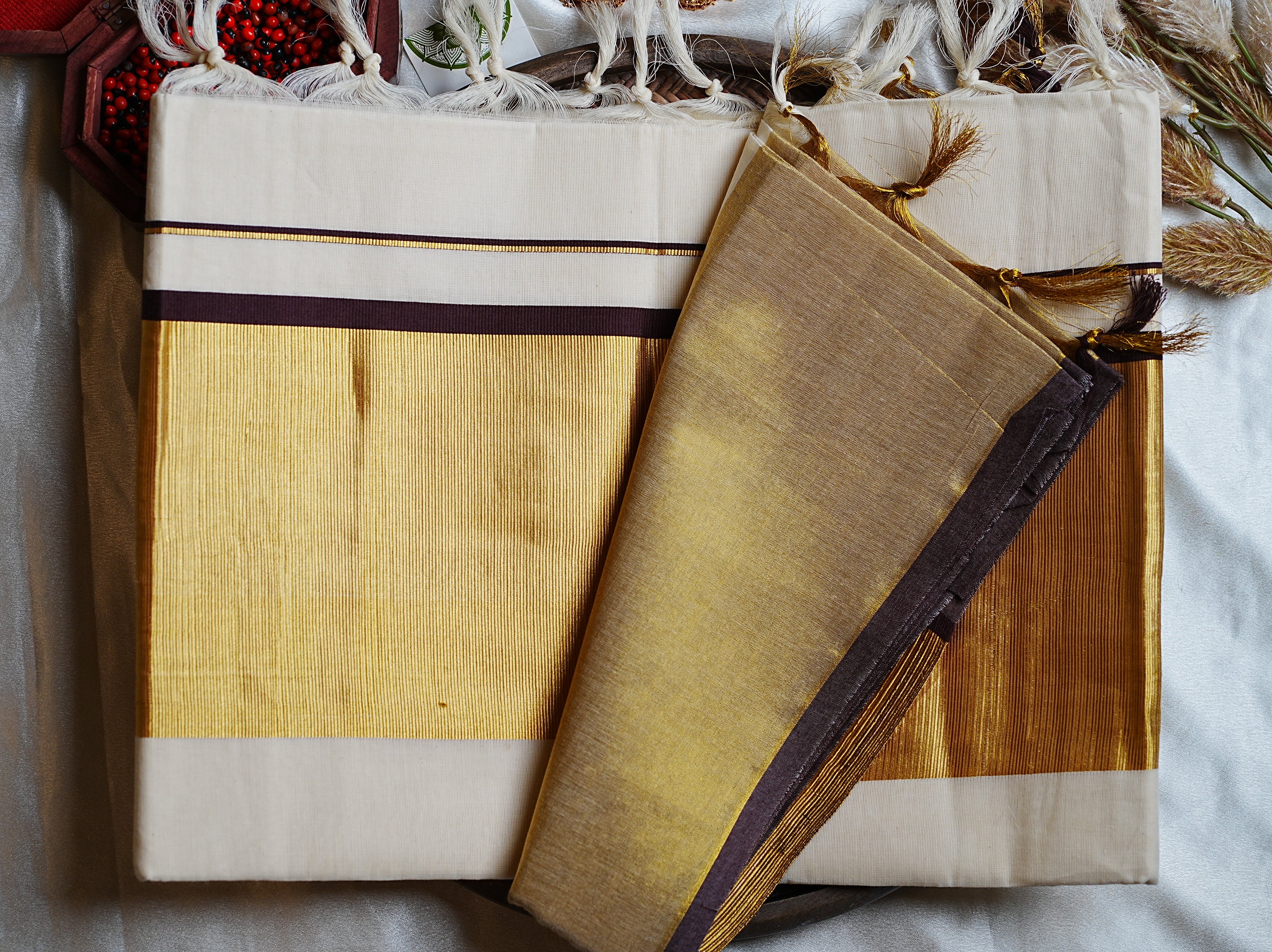 🤎 Rich Coffee Brown & Gold Contrast: Classic 7-Inch Kasavu Premium Cotton Kerala Saree ✨