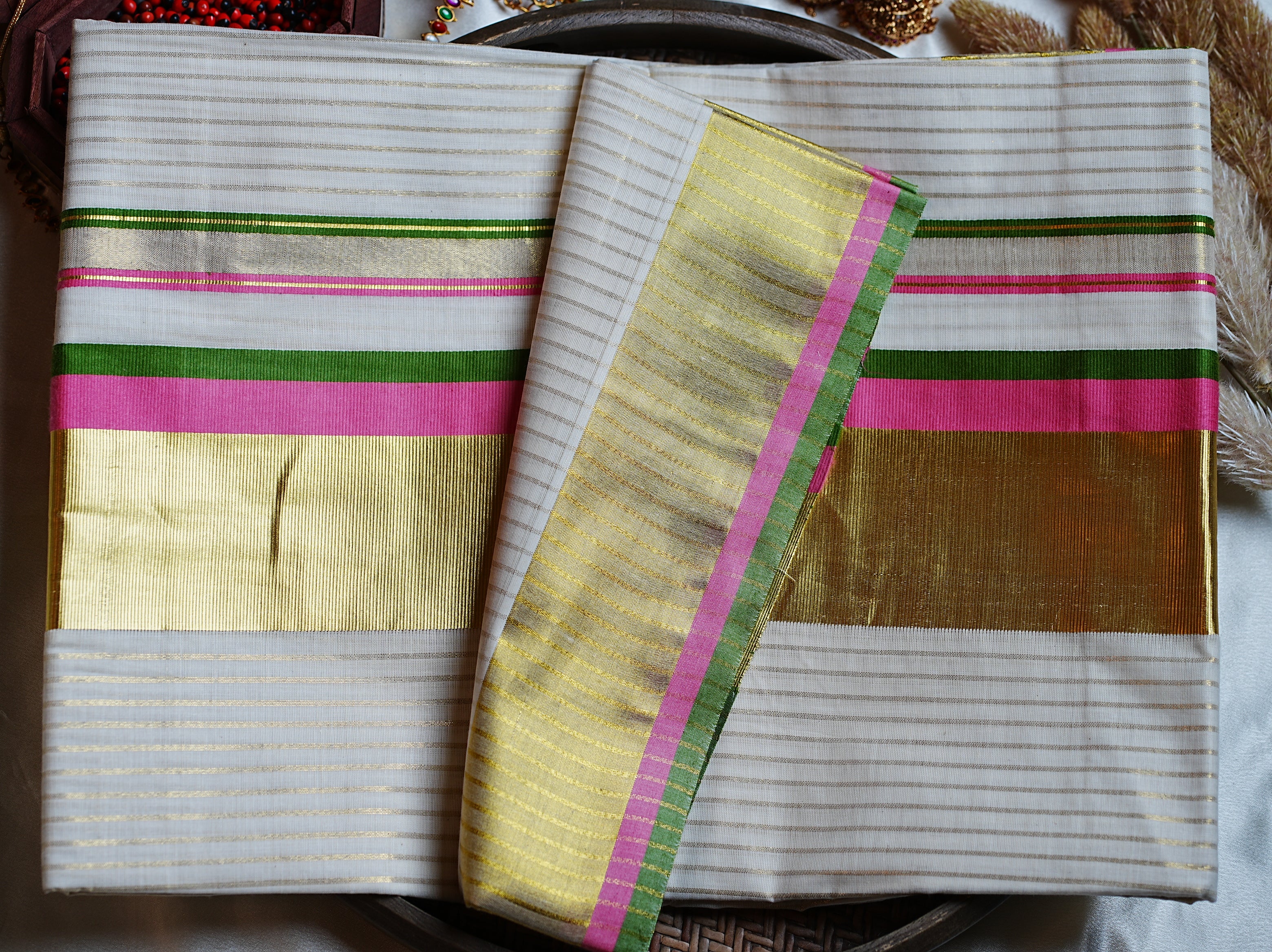 🌸 Classic Golden Stripe Leaf Green & Rose Pink Cotton Kerala Saree with Running Blouse ✨
