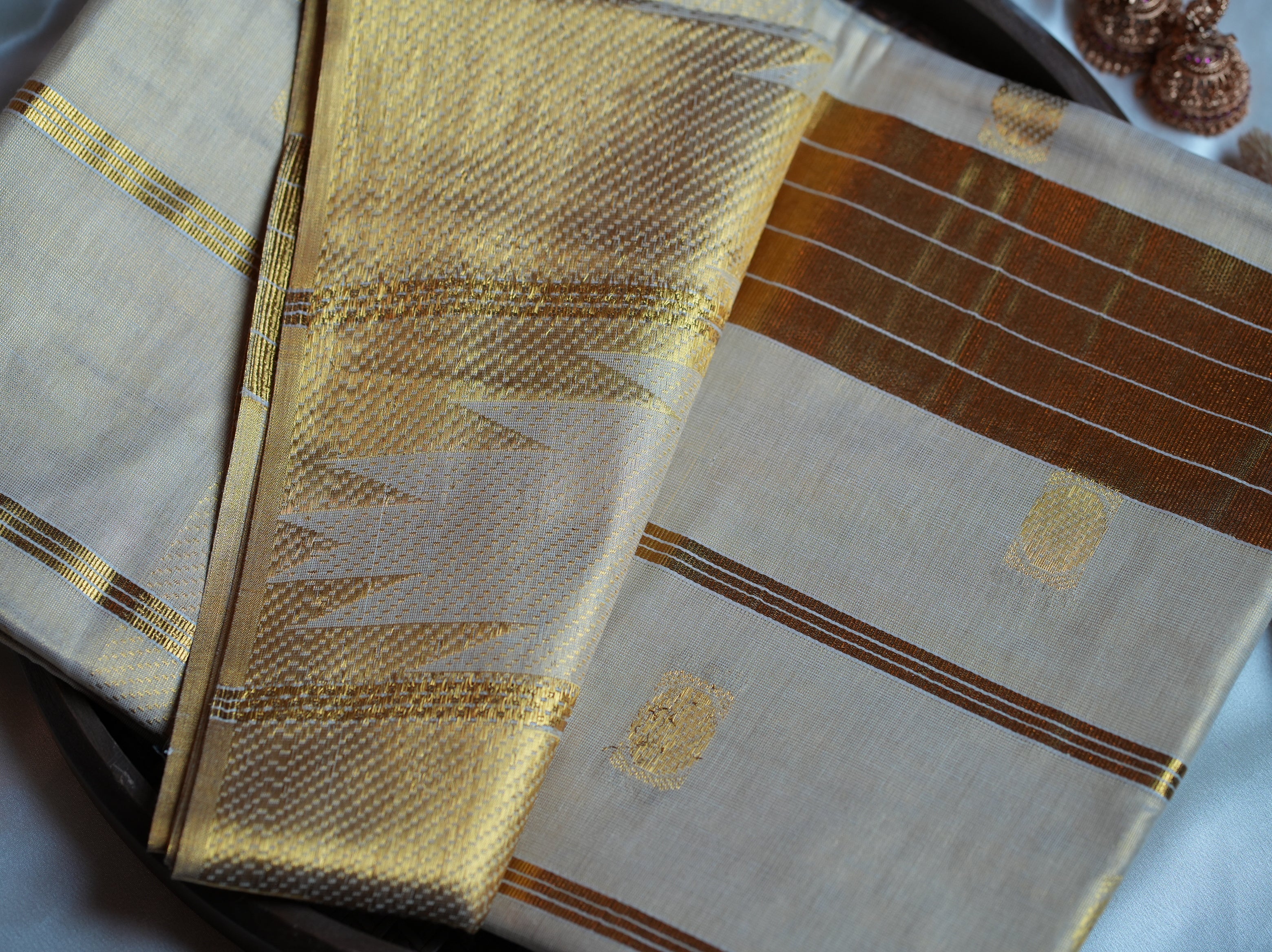 ✨ Premium Gold Tissue Kerala Saree with Geometric Zari Motifs 🌟