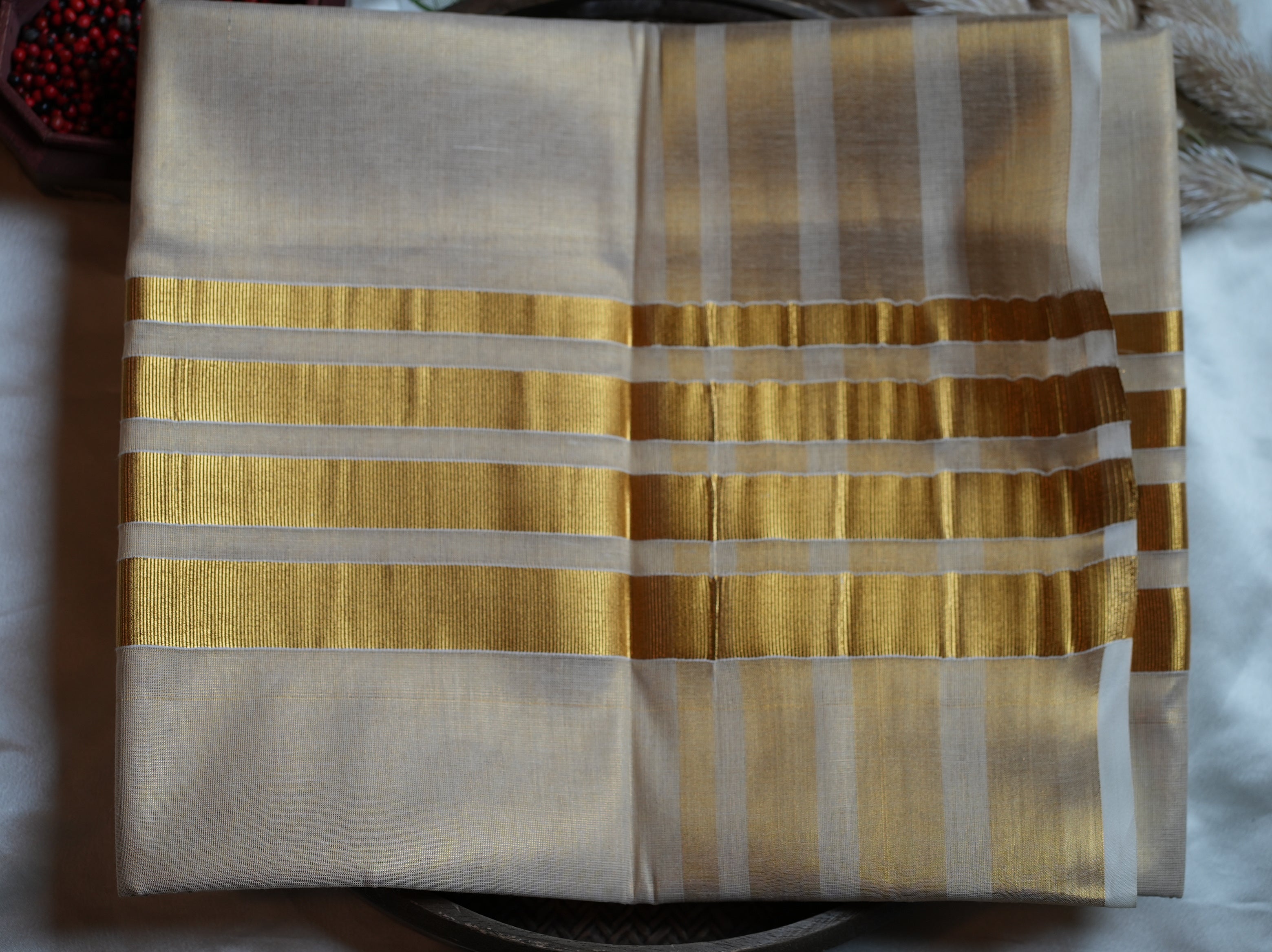 ✨ Metallic Gold Tissue Kerala Saree with Striped Kasavu Pallu & Border 🌟