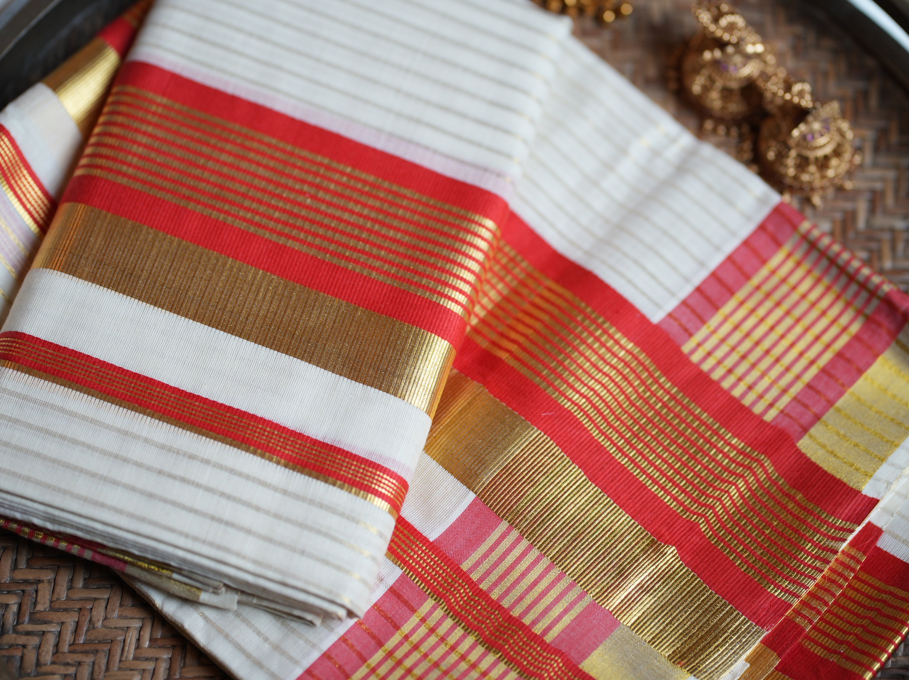 Crimson Red Premium Kasavu Handloom Replica Kerala Single Set Mundu